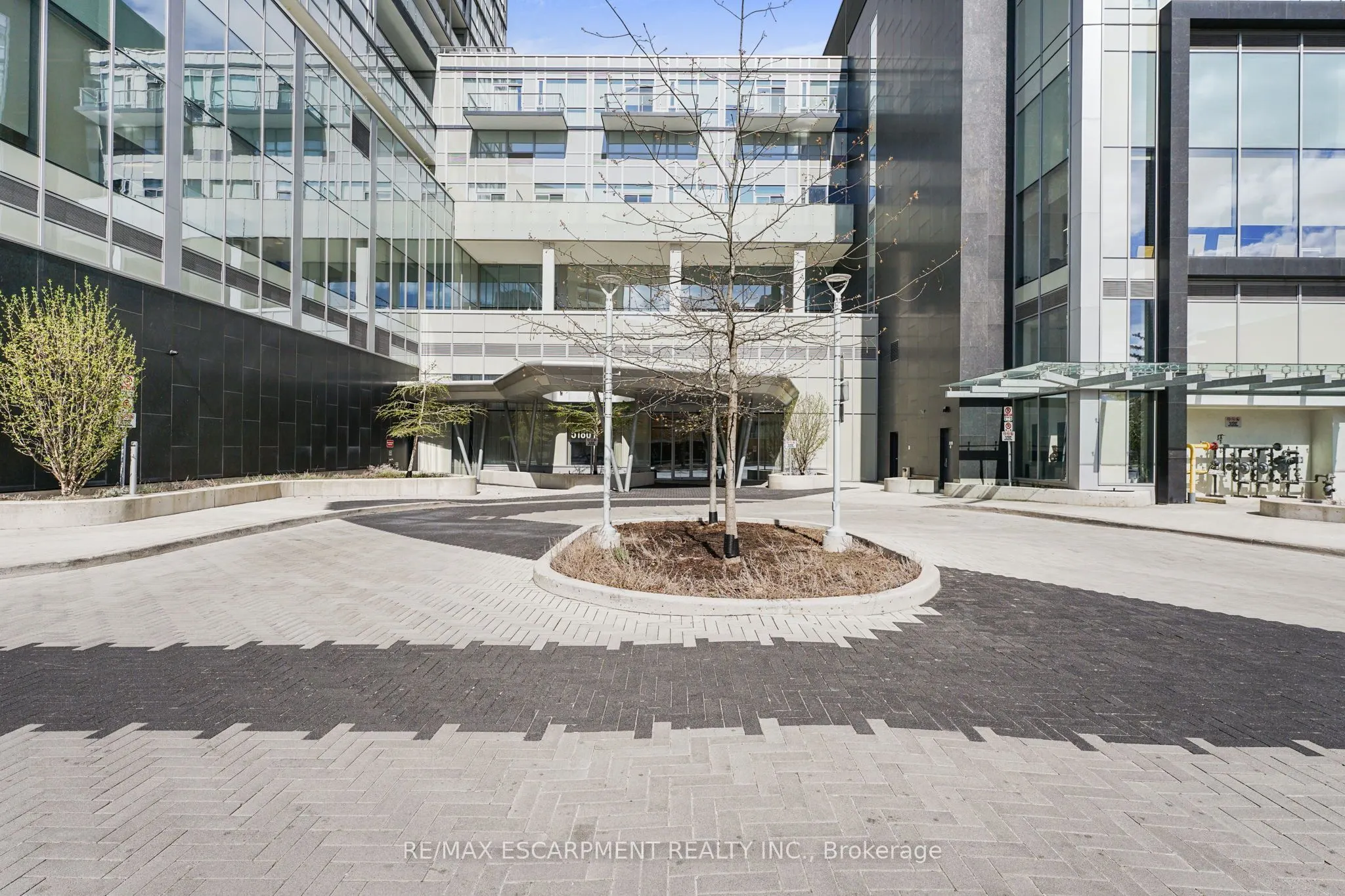 5180 Yonge Street, #1006