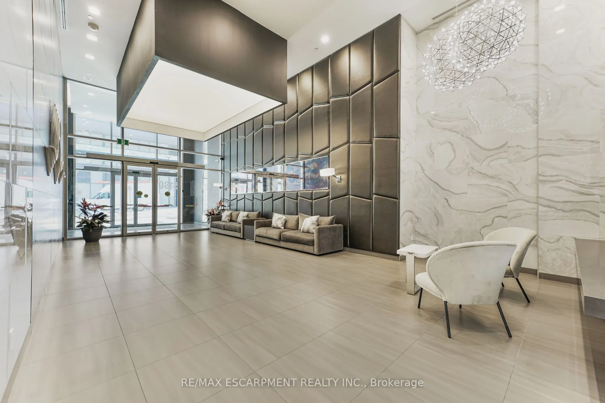 5180 Yonge Street, #1006