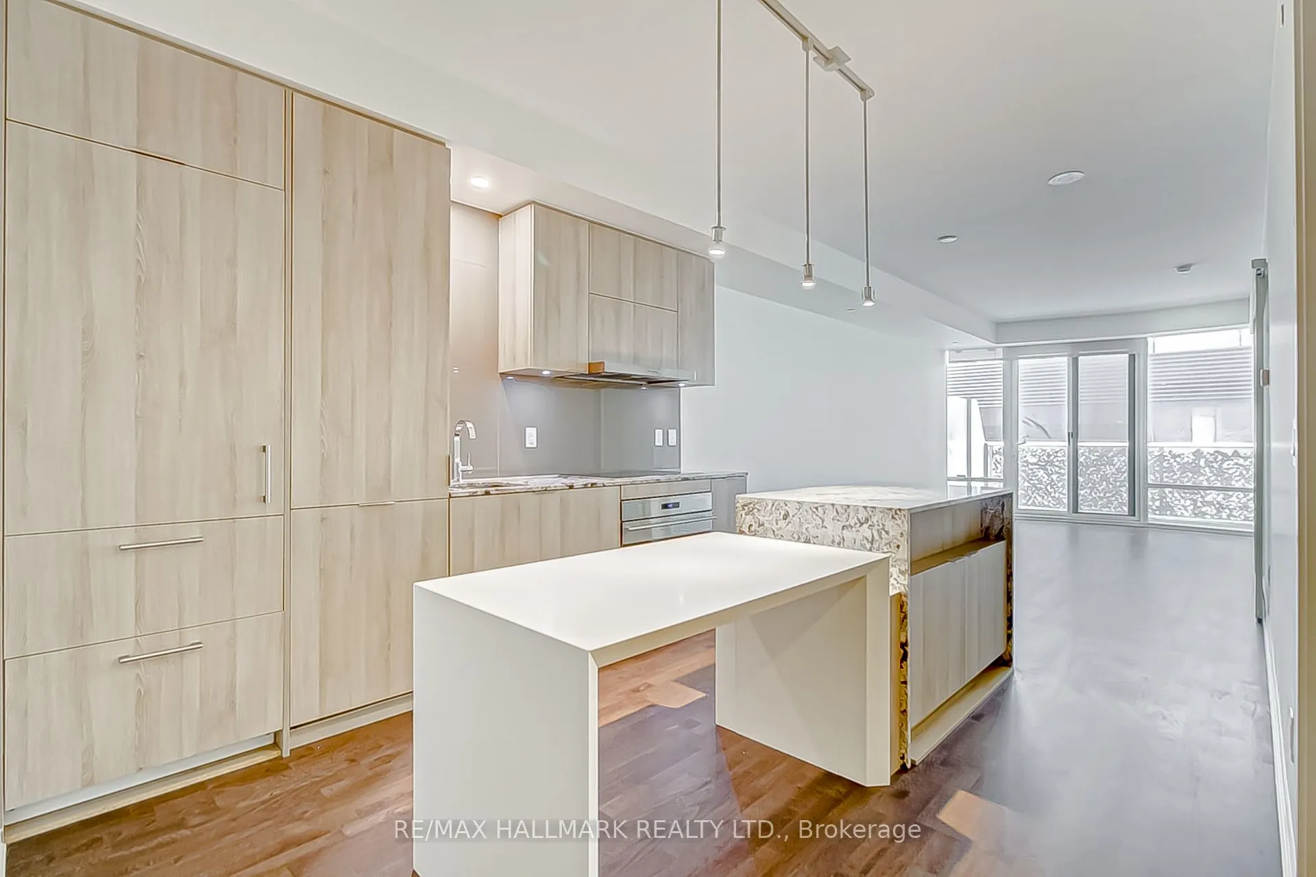 1 Bloor Street E, #314