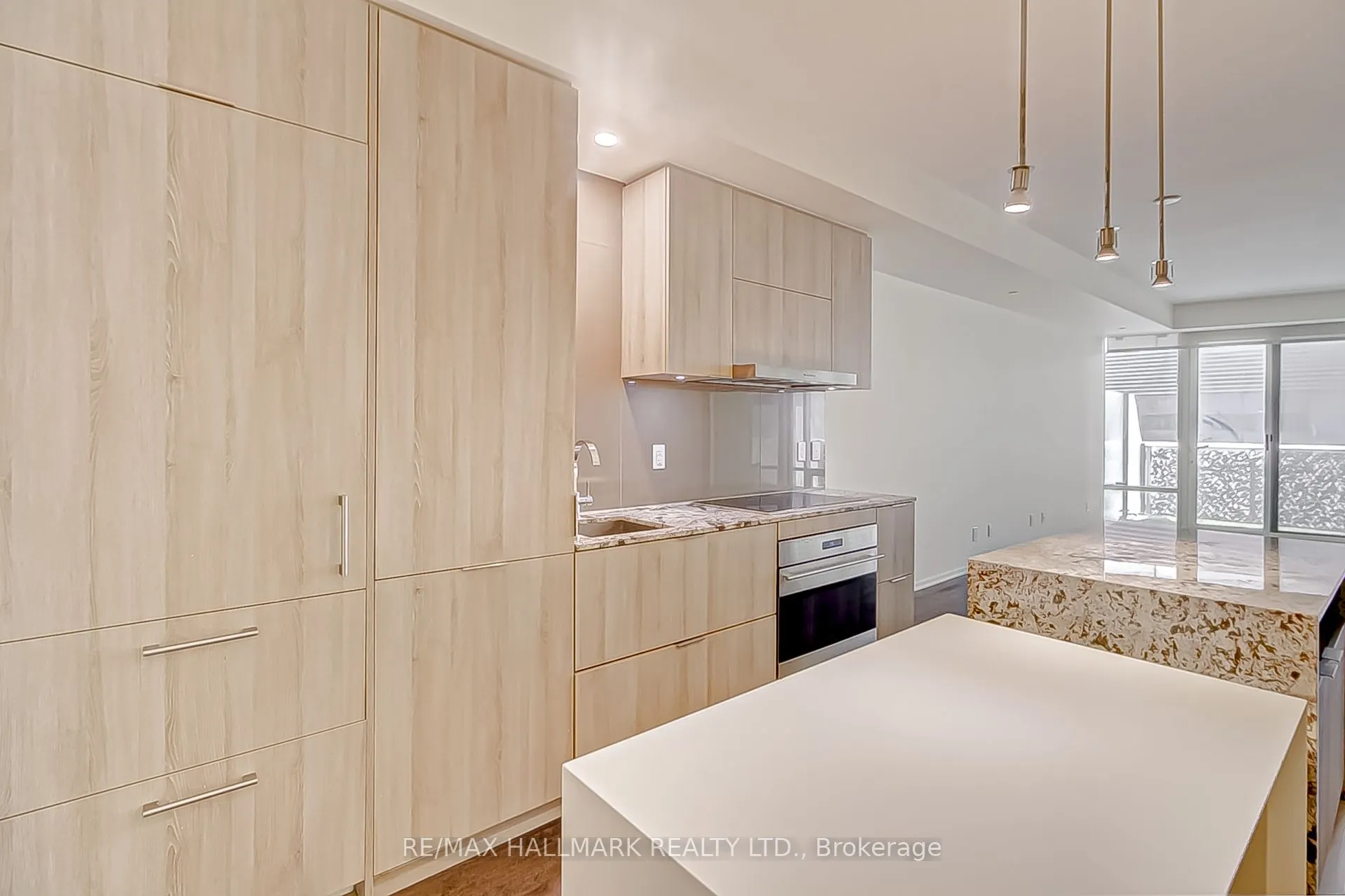 1 Bloor Street E, #314