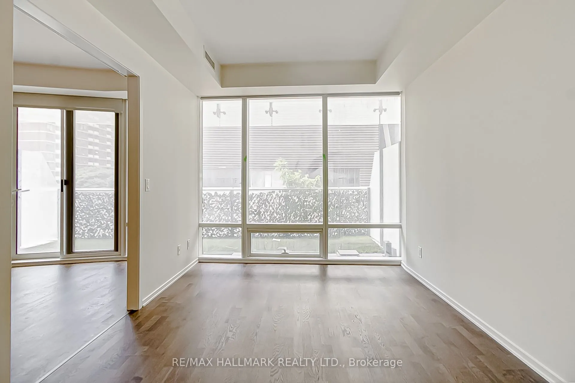 1 Bloor Street E, #314