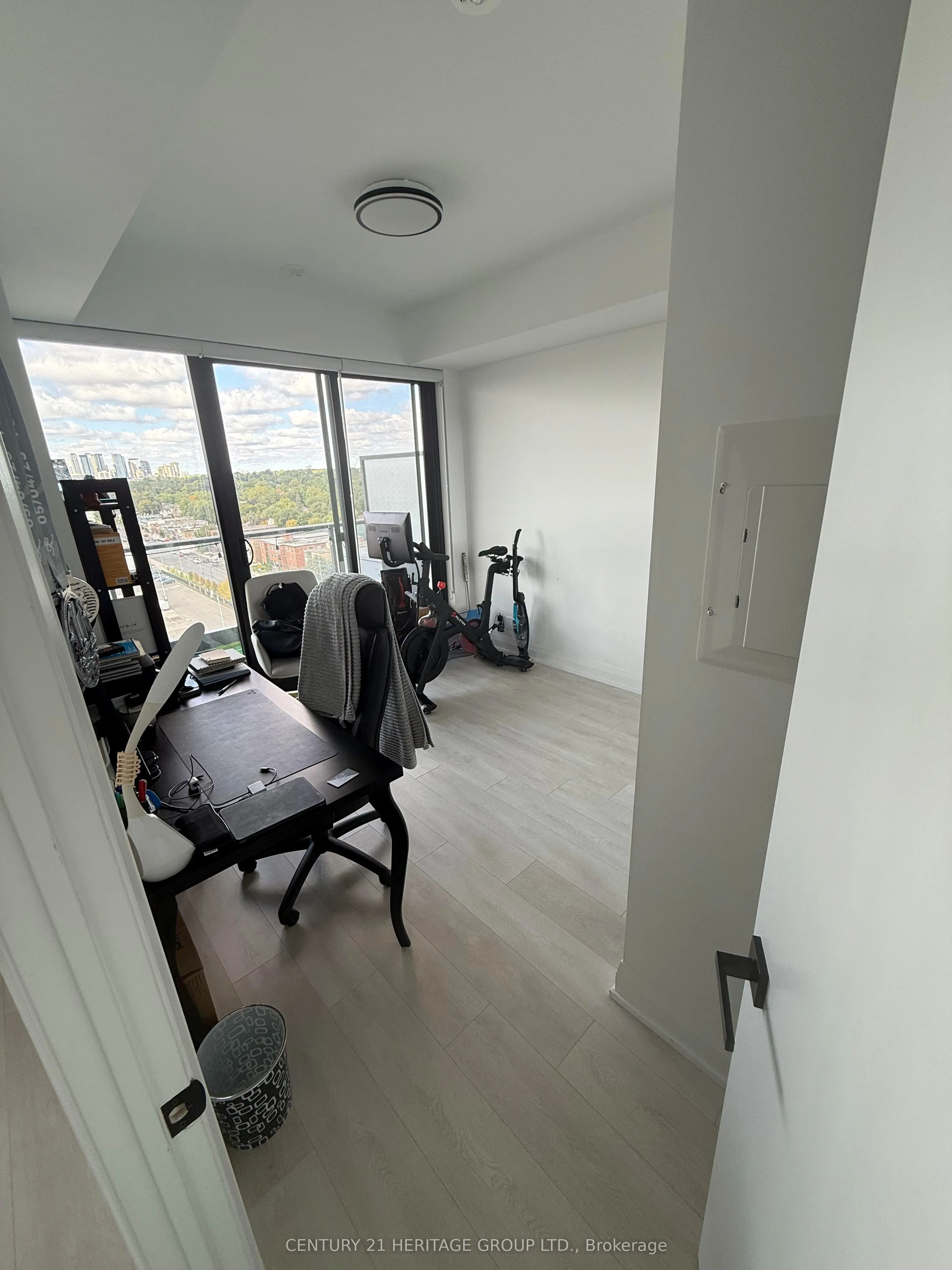 33 Frederick Todd Way, #1203