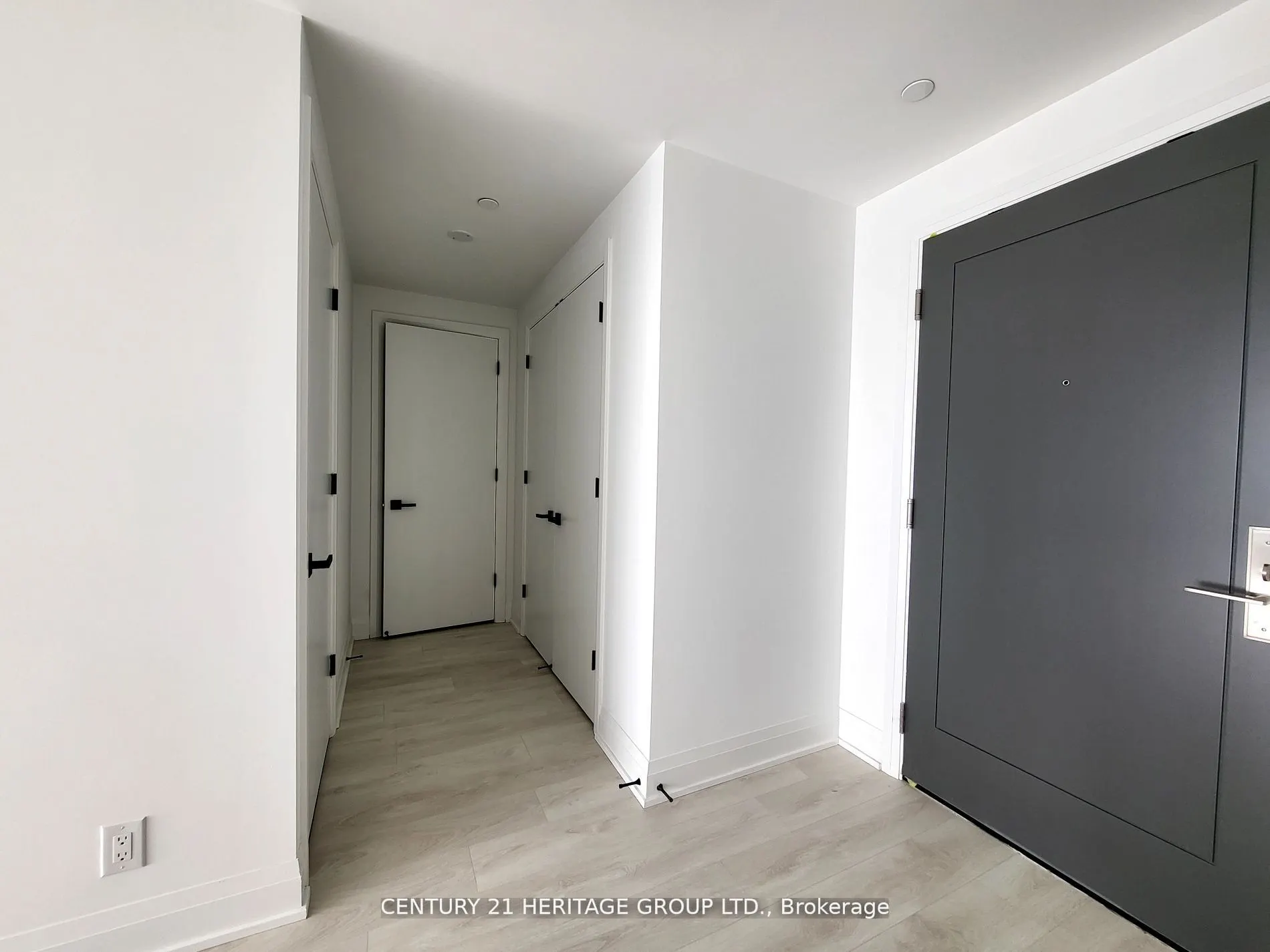 33 Frederick Todd Way, #1203