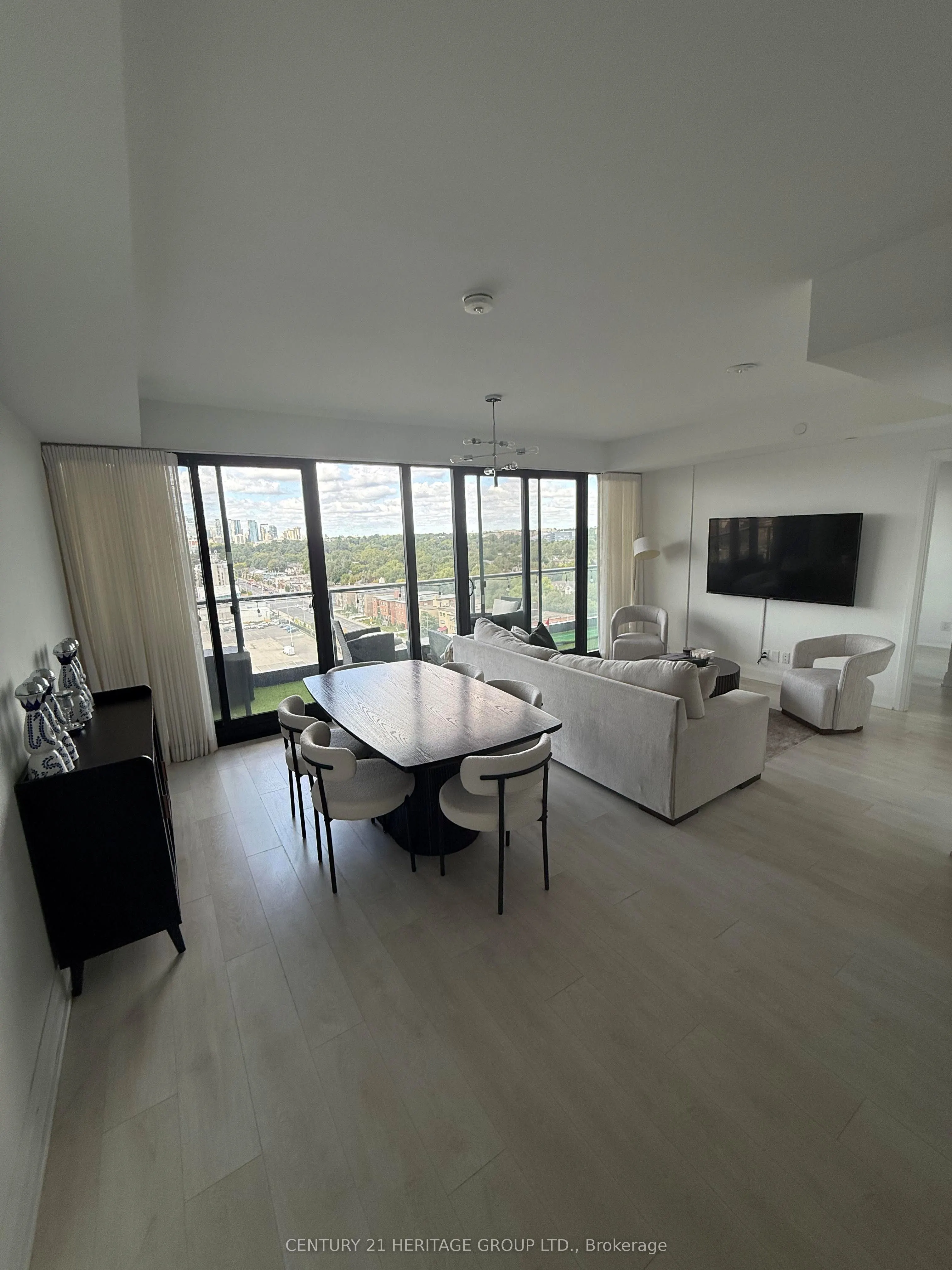 33 Frederick Todd Way, #1203
