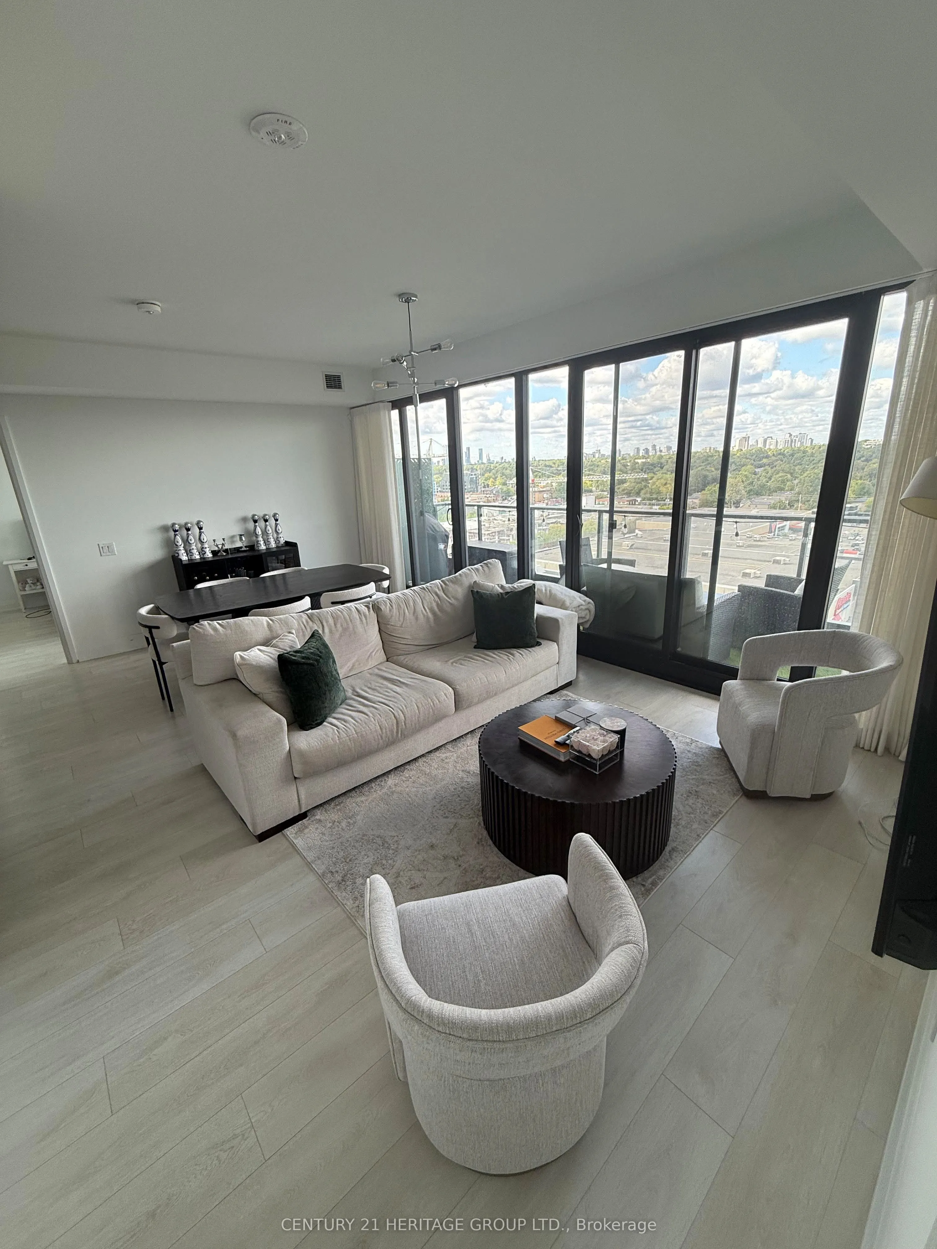 33 Frederick Todd Way, #1203