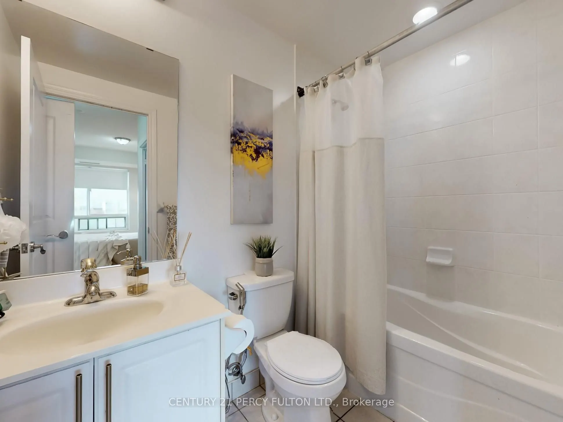 135 Wynford Drive, #702