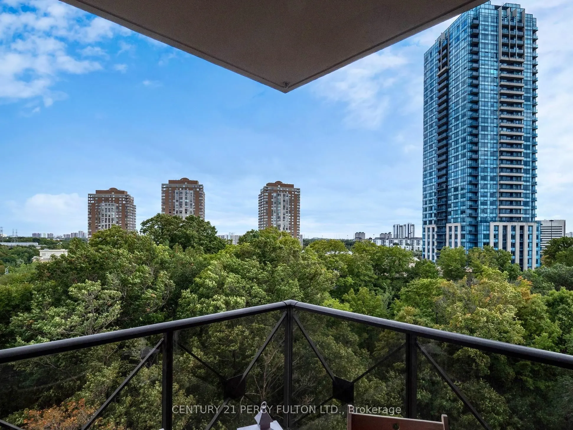 135 Wynford Drive, #702