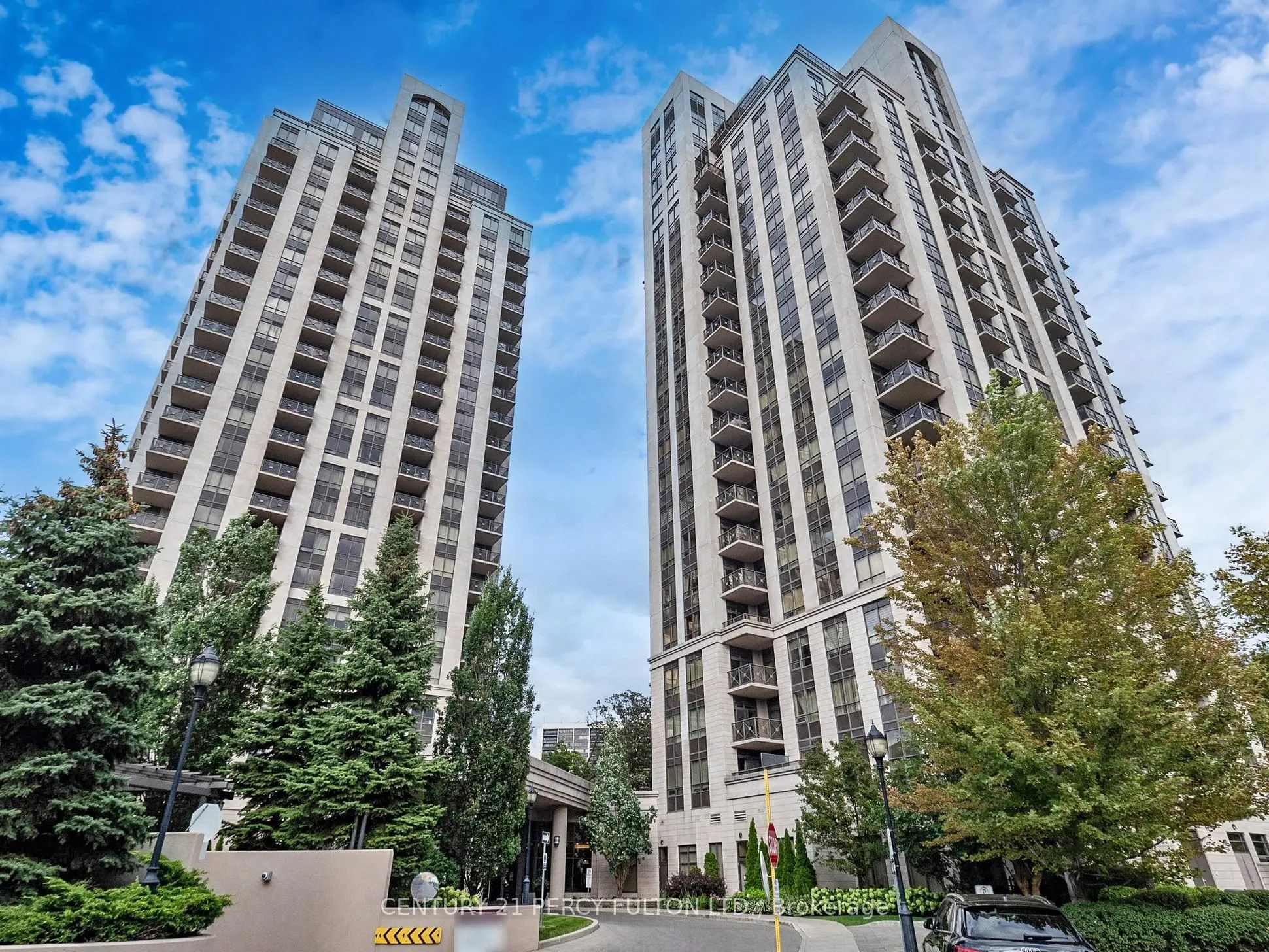135 Wynford Drive, #702
