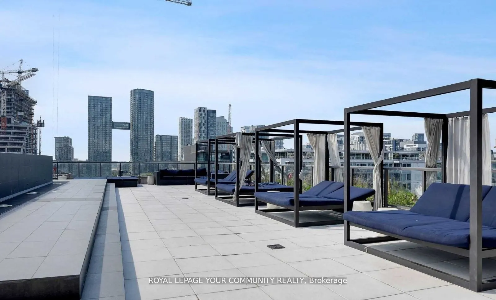 560 King Street W, #510