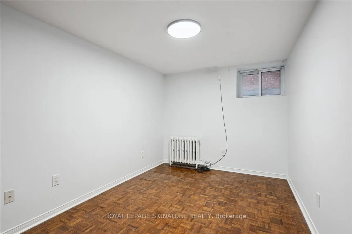 12 Castle View Avenue, #Lower
