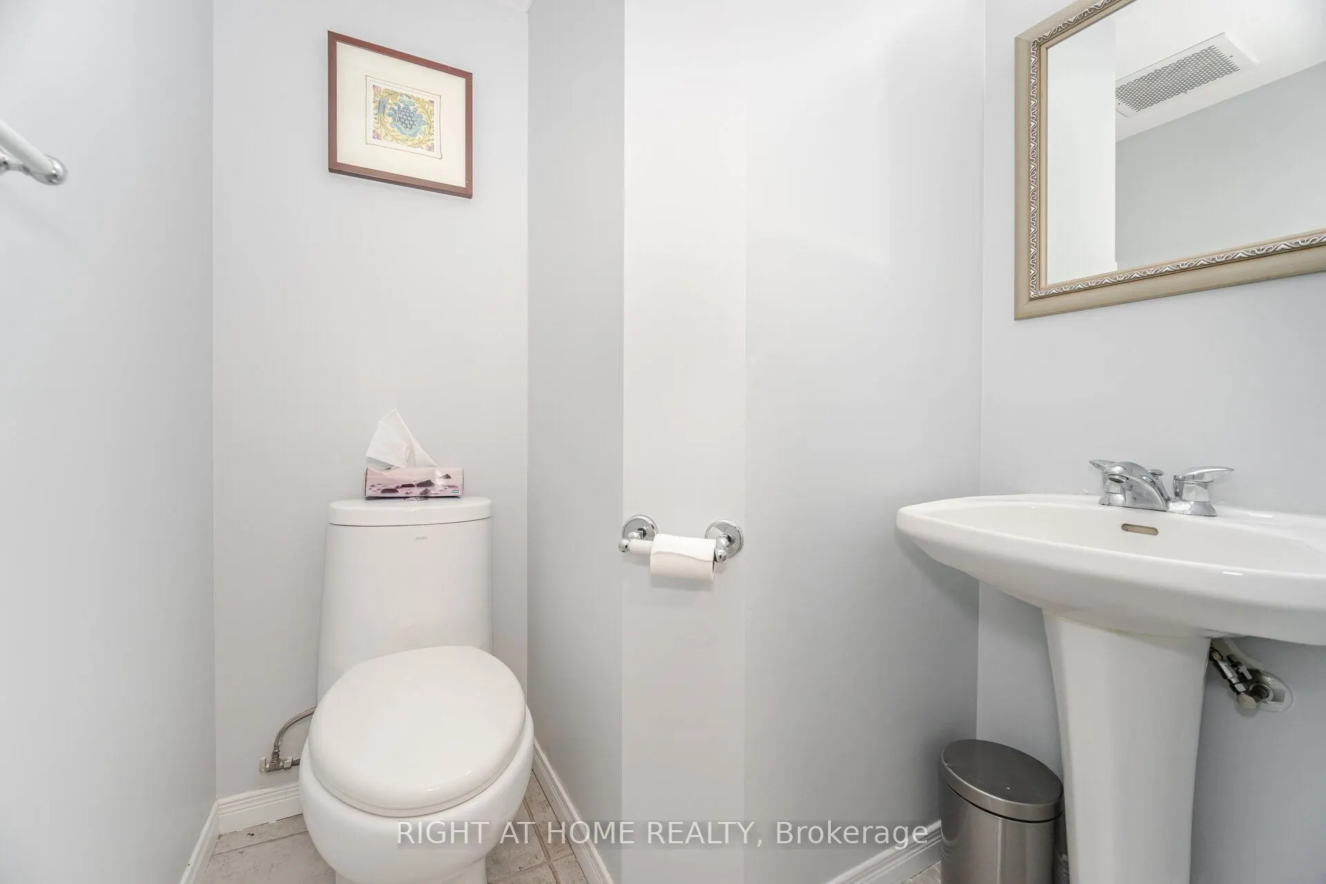 108 Finch Ave W Avenue, #B18