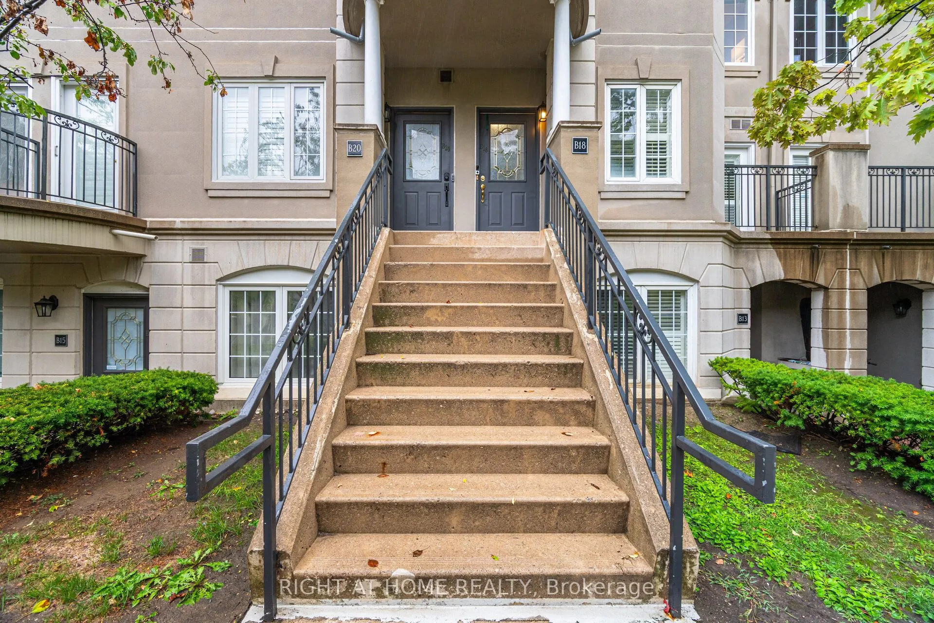 108 Finch Ave W Avenue, #B18