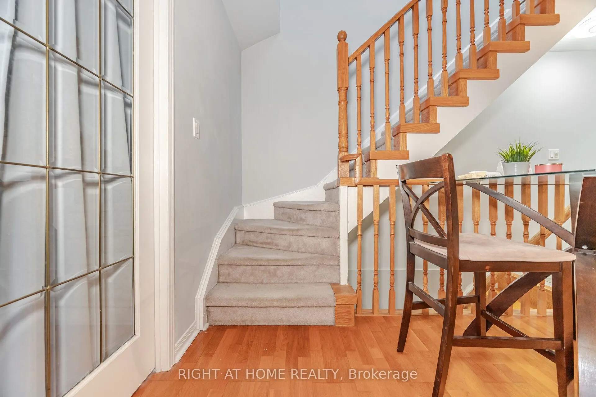 108 Finch Ave W Avenue, #B18
