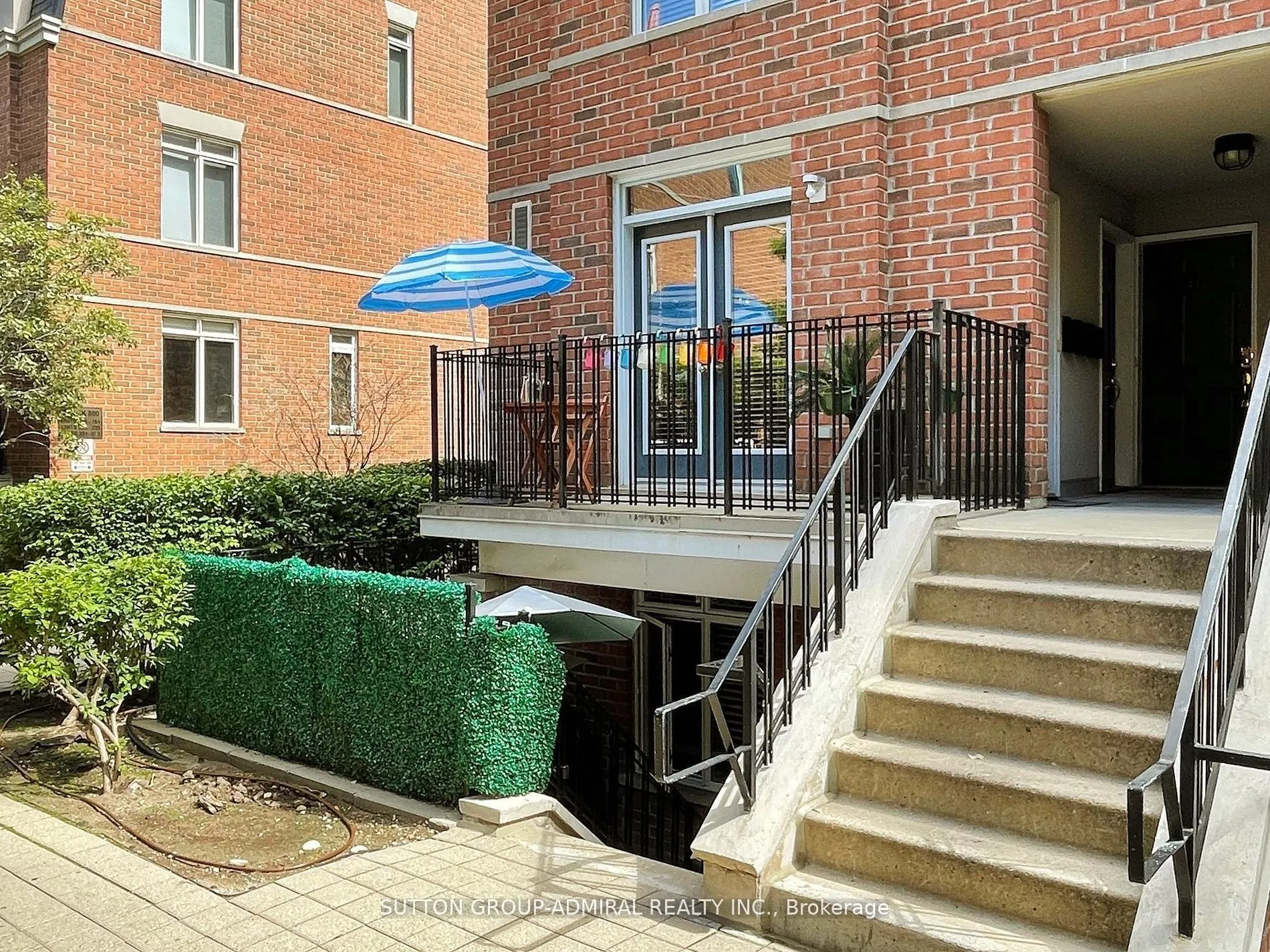415 Jarvis Street, #152