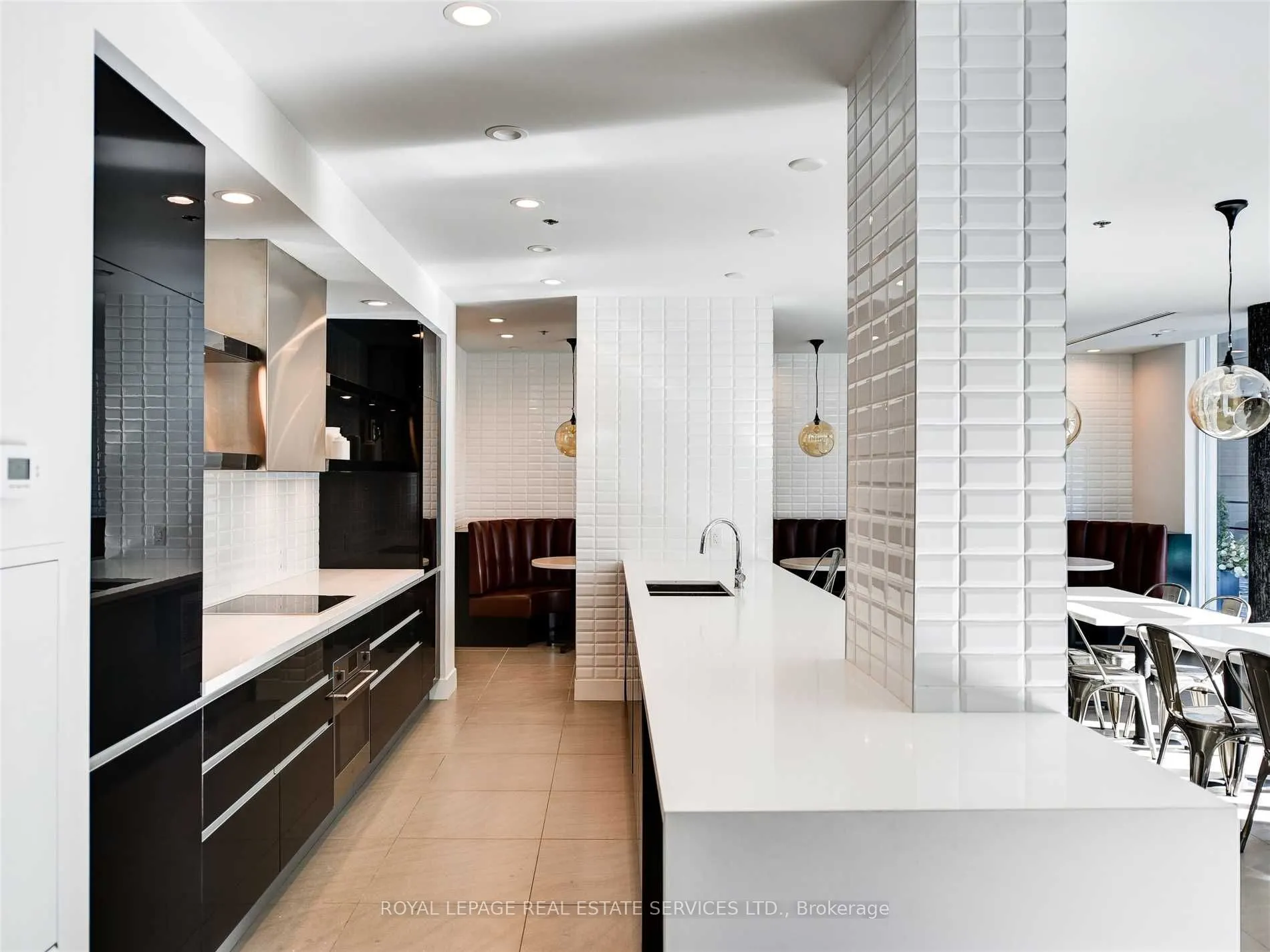 377 Madison Avenue, #214