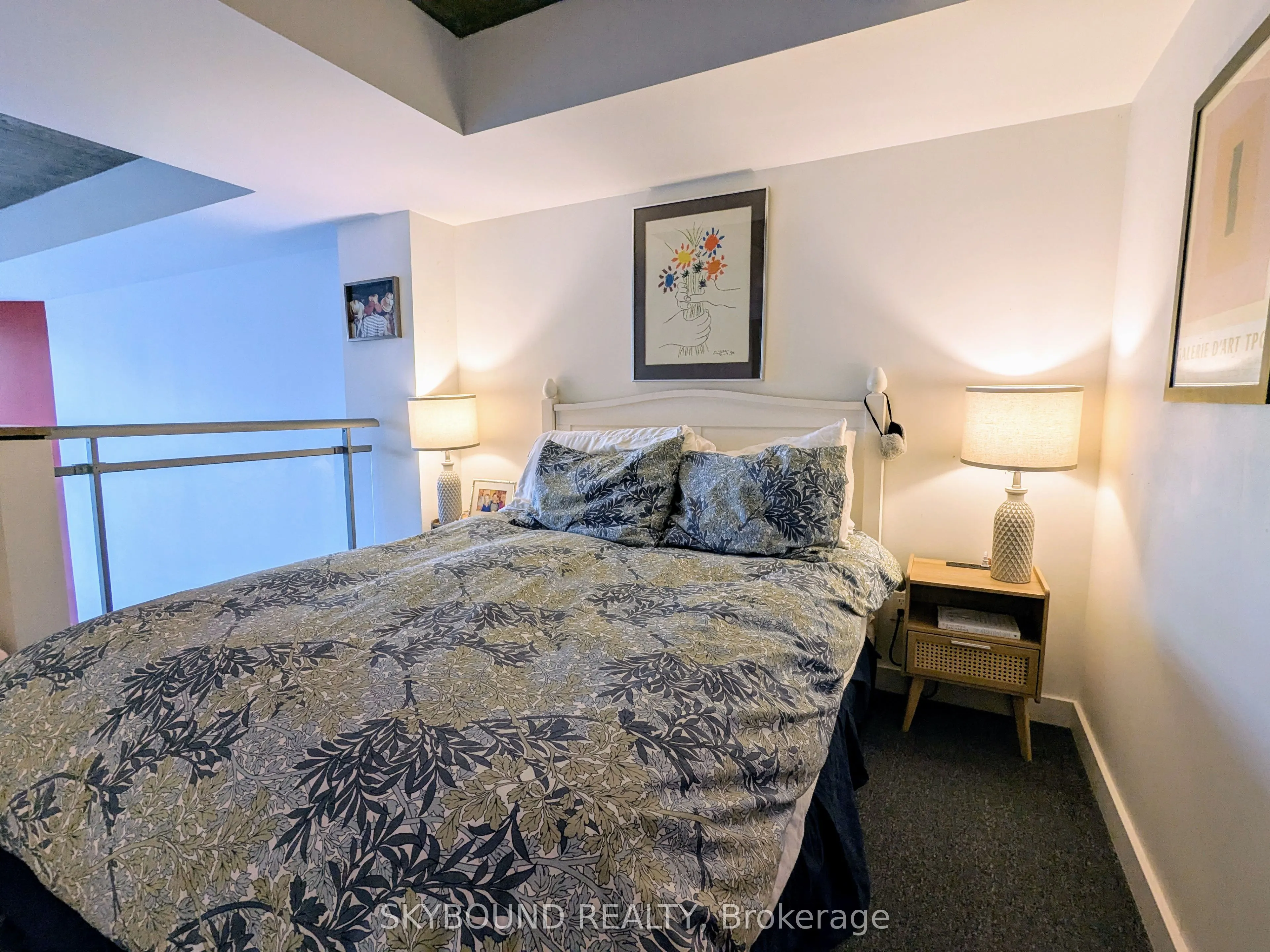 255 Richmond Street E, #621