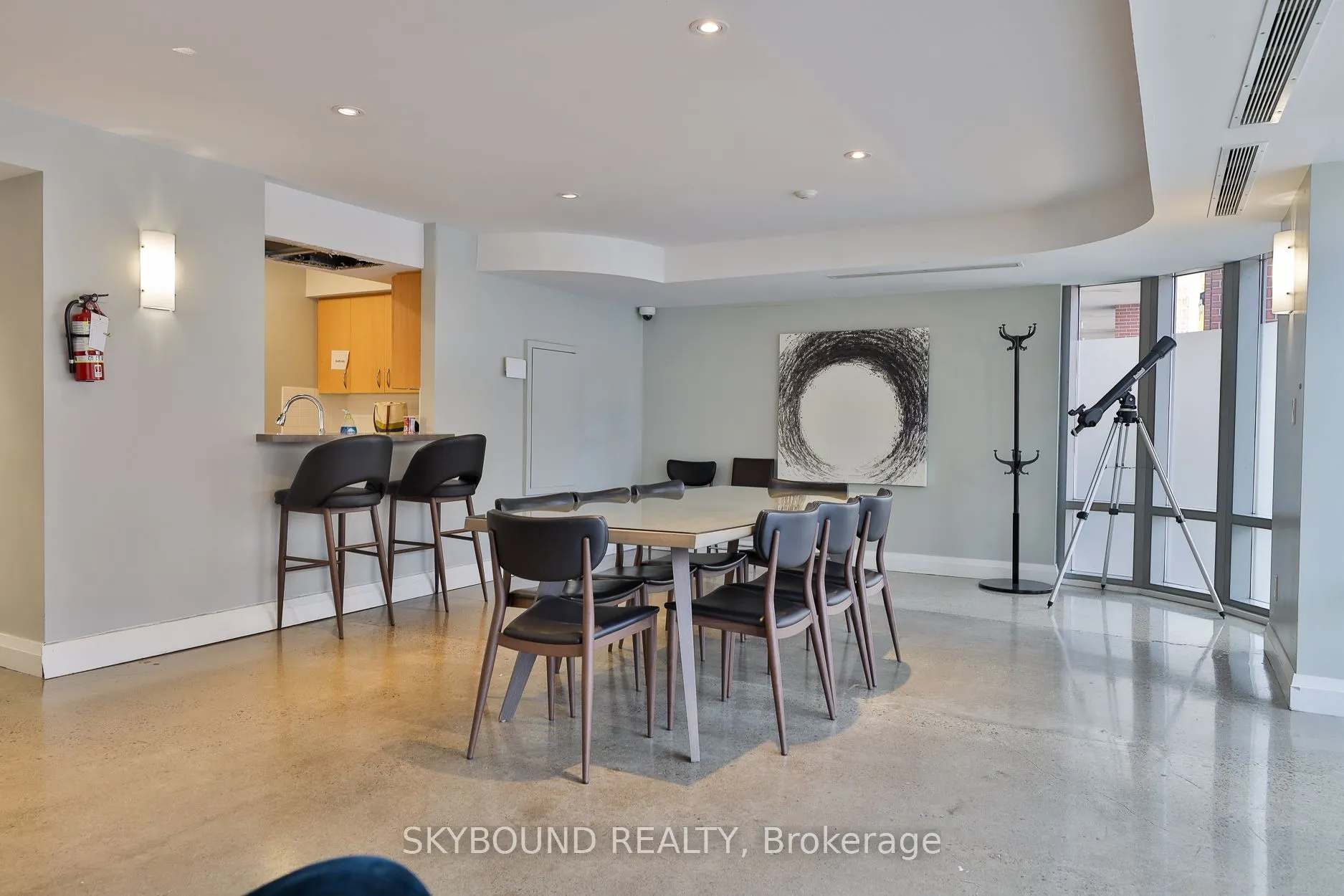 255 Richmond Street E, #621