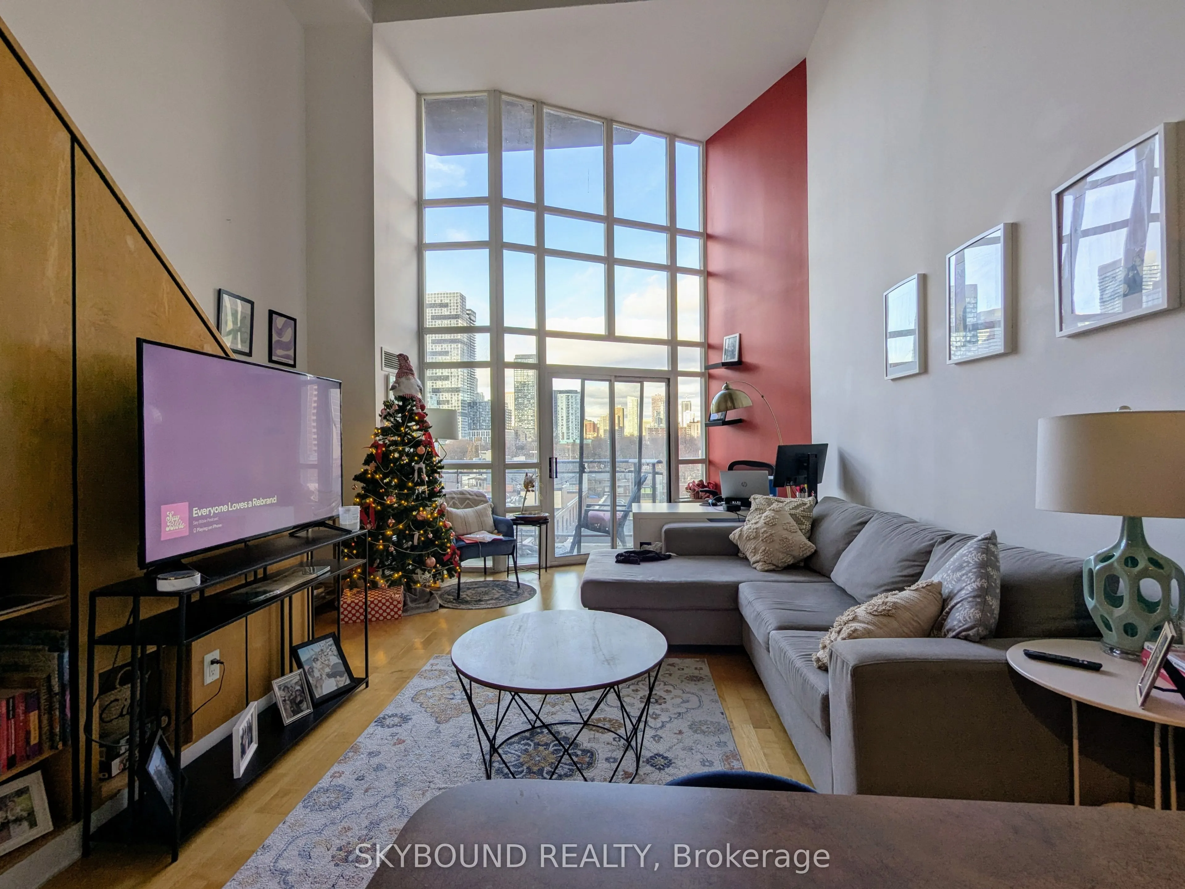 255 Richmond Street E, #621