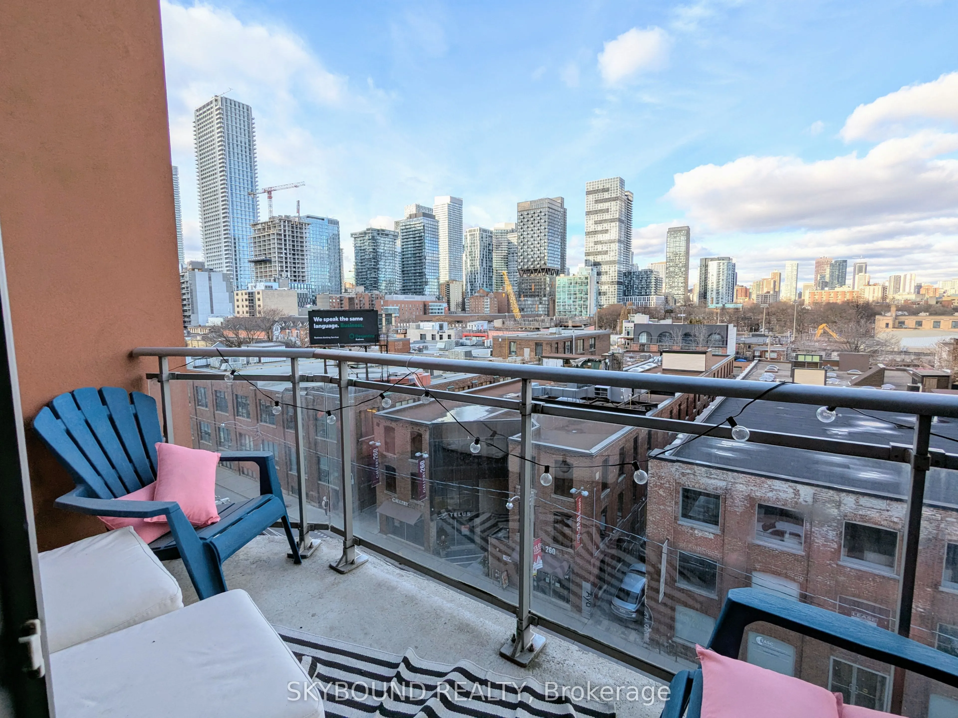 255 Richmond Street E, #621