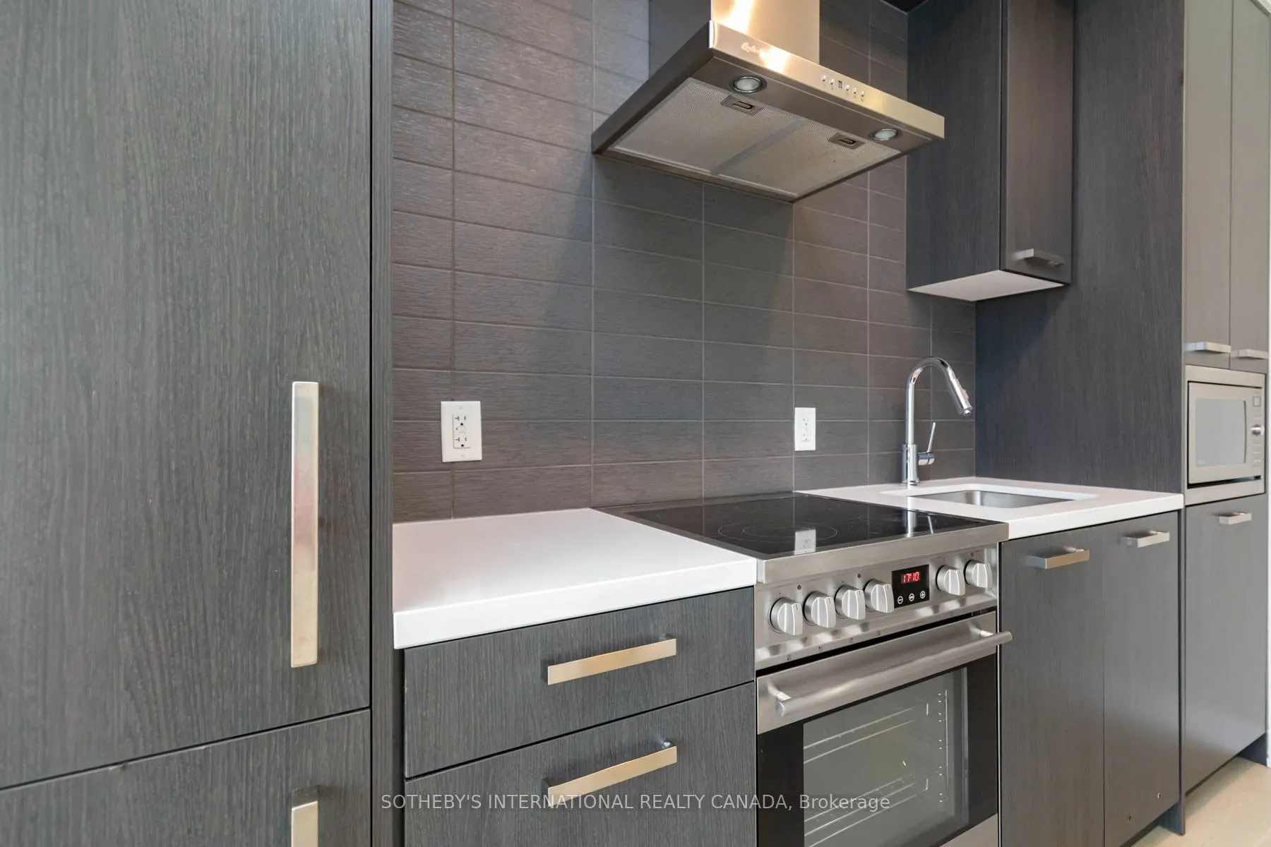 120 Bayview Avenue, #N308