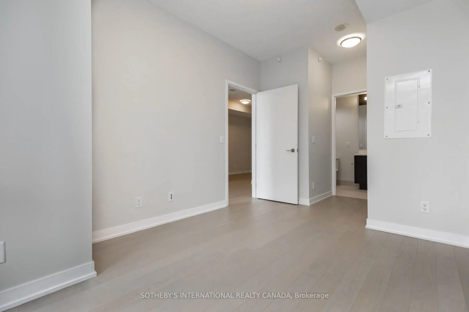 120 Bayview Avenue, #N308