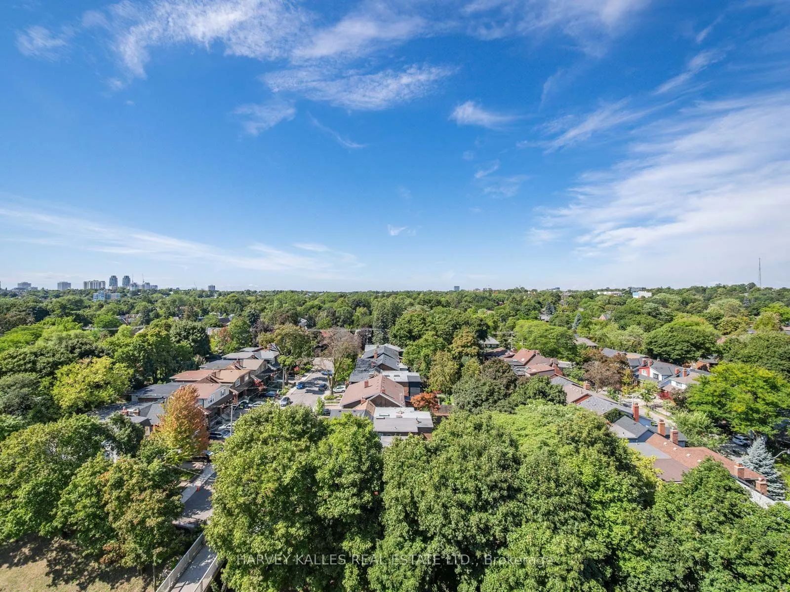 8 Manor Road W, #1003