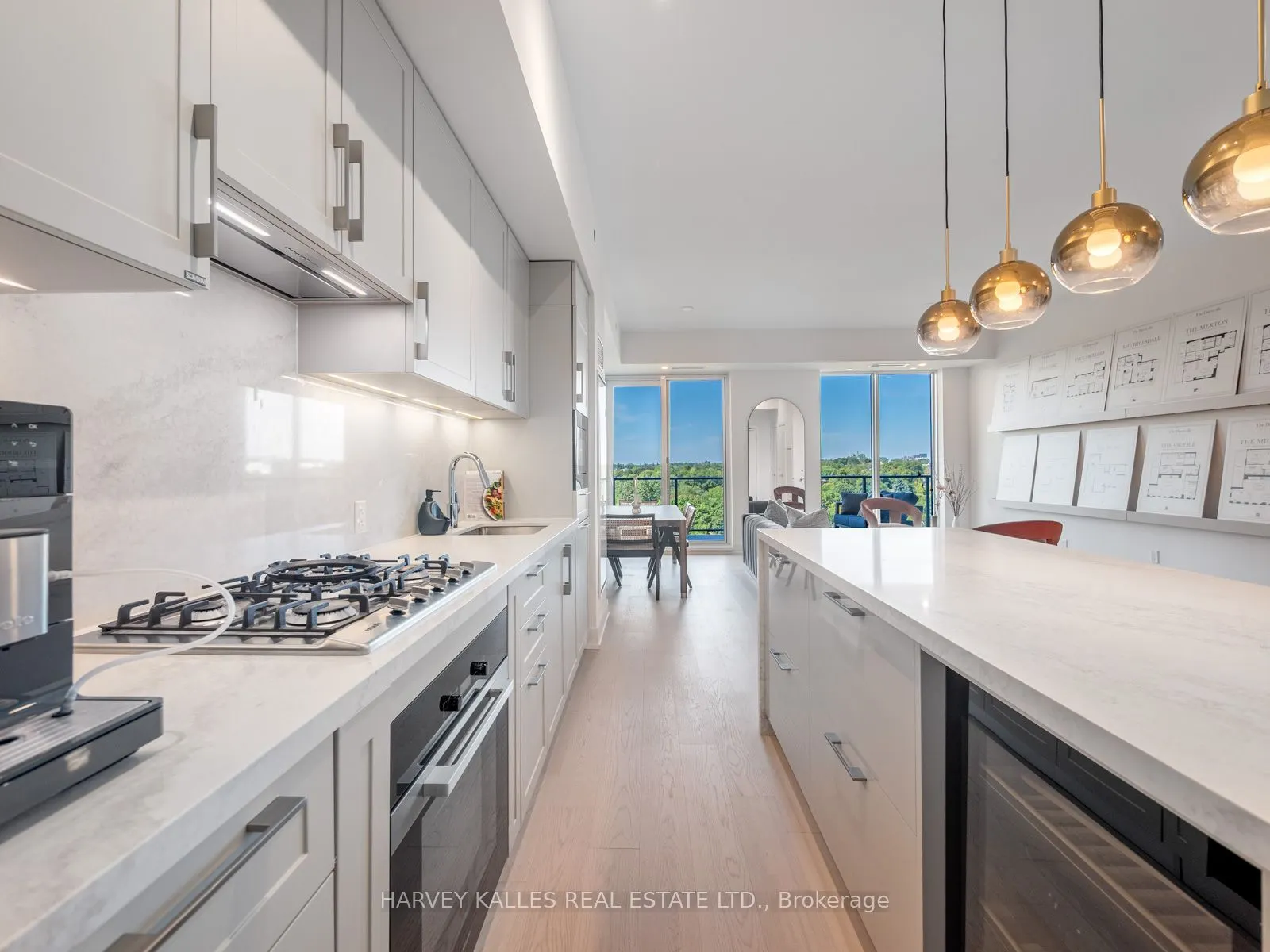 8 Manor Road W, #1003