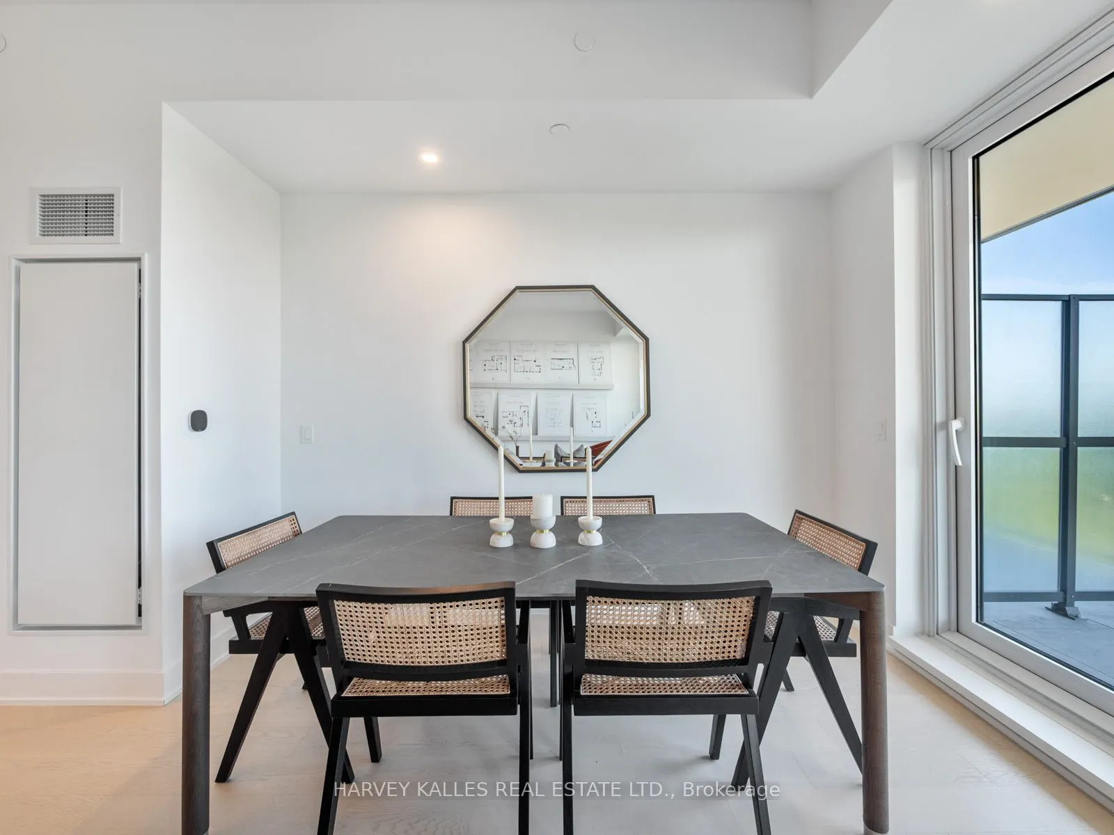 8 Manor Road W, #1003