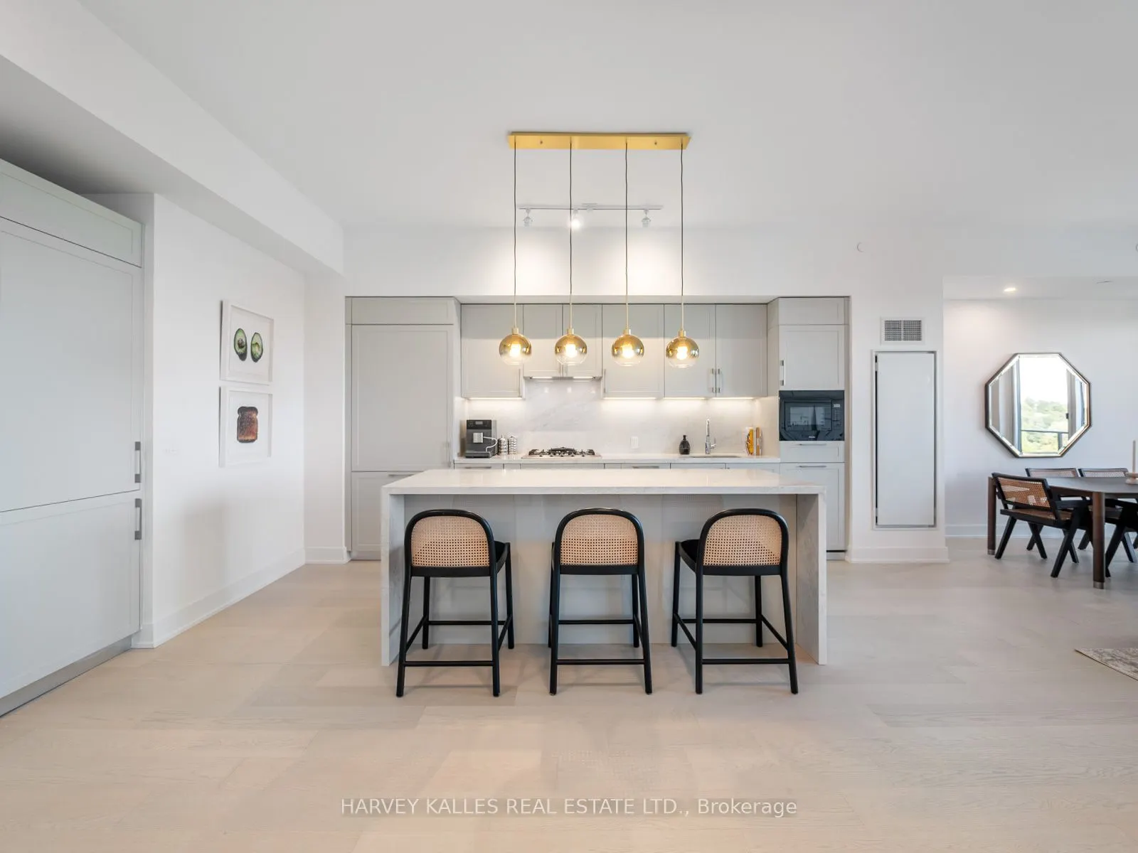 8 Manor Road W, #1003