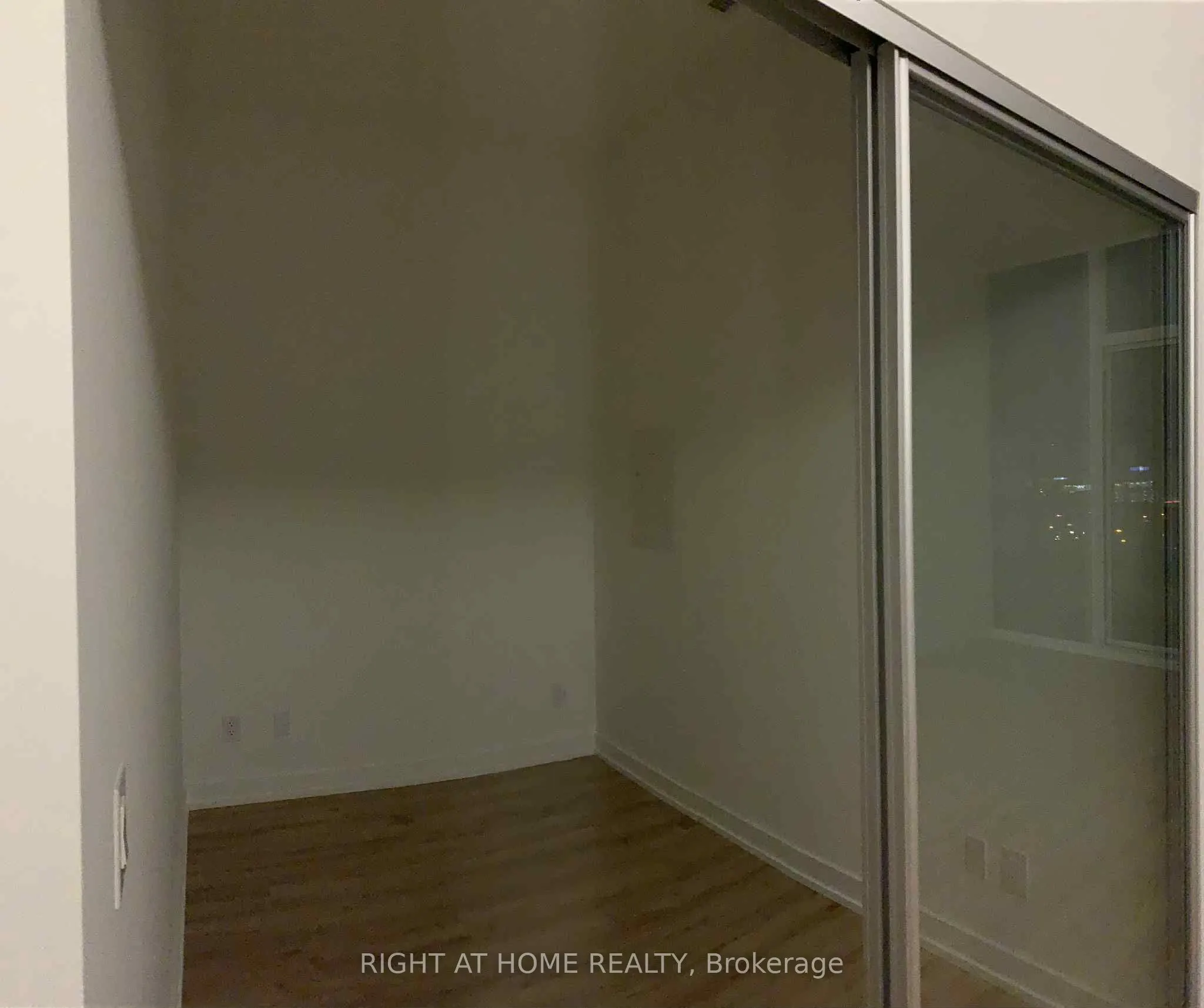 135 East Liberty Street, #801