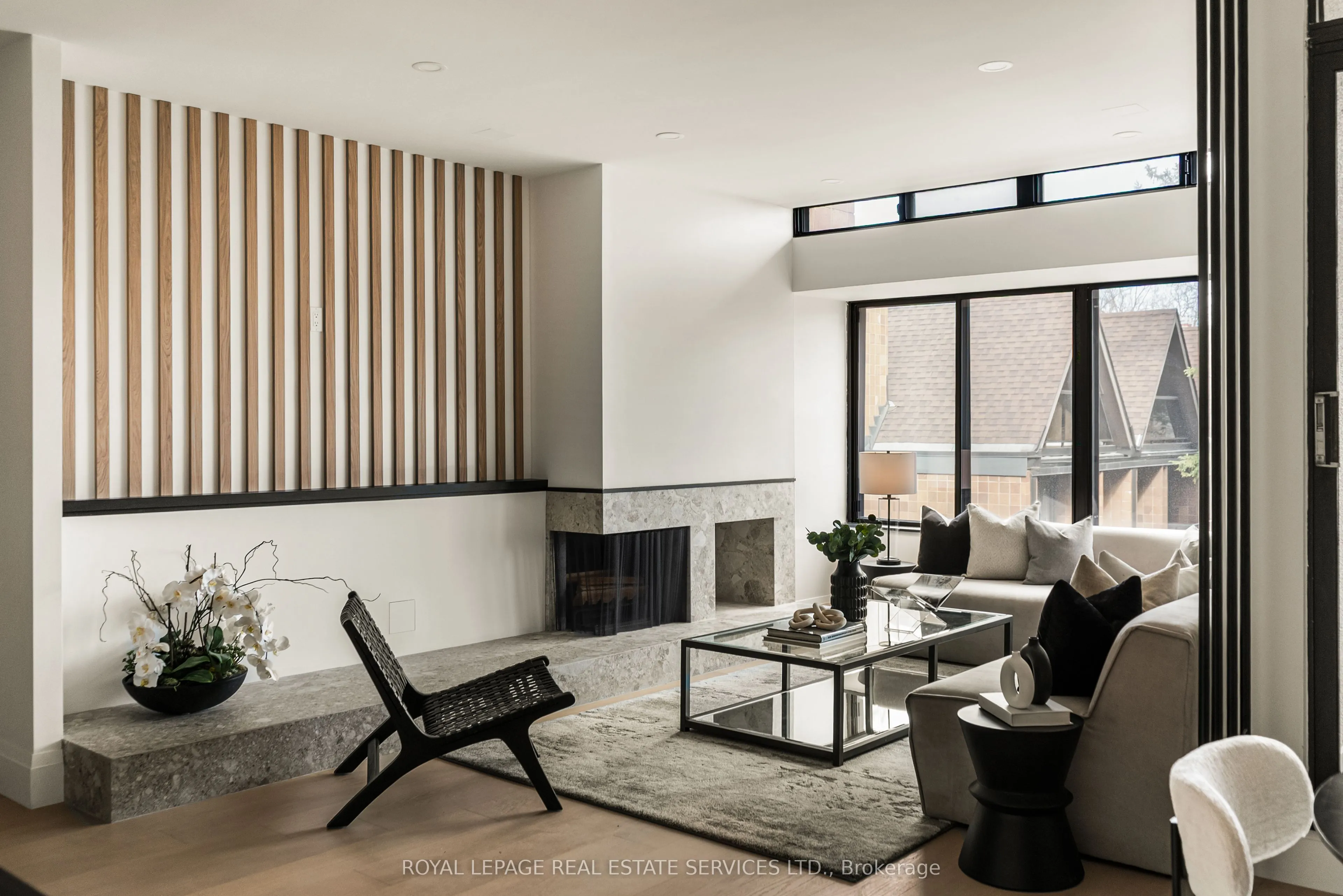 40 Oaklands Avenue, #329