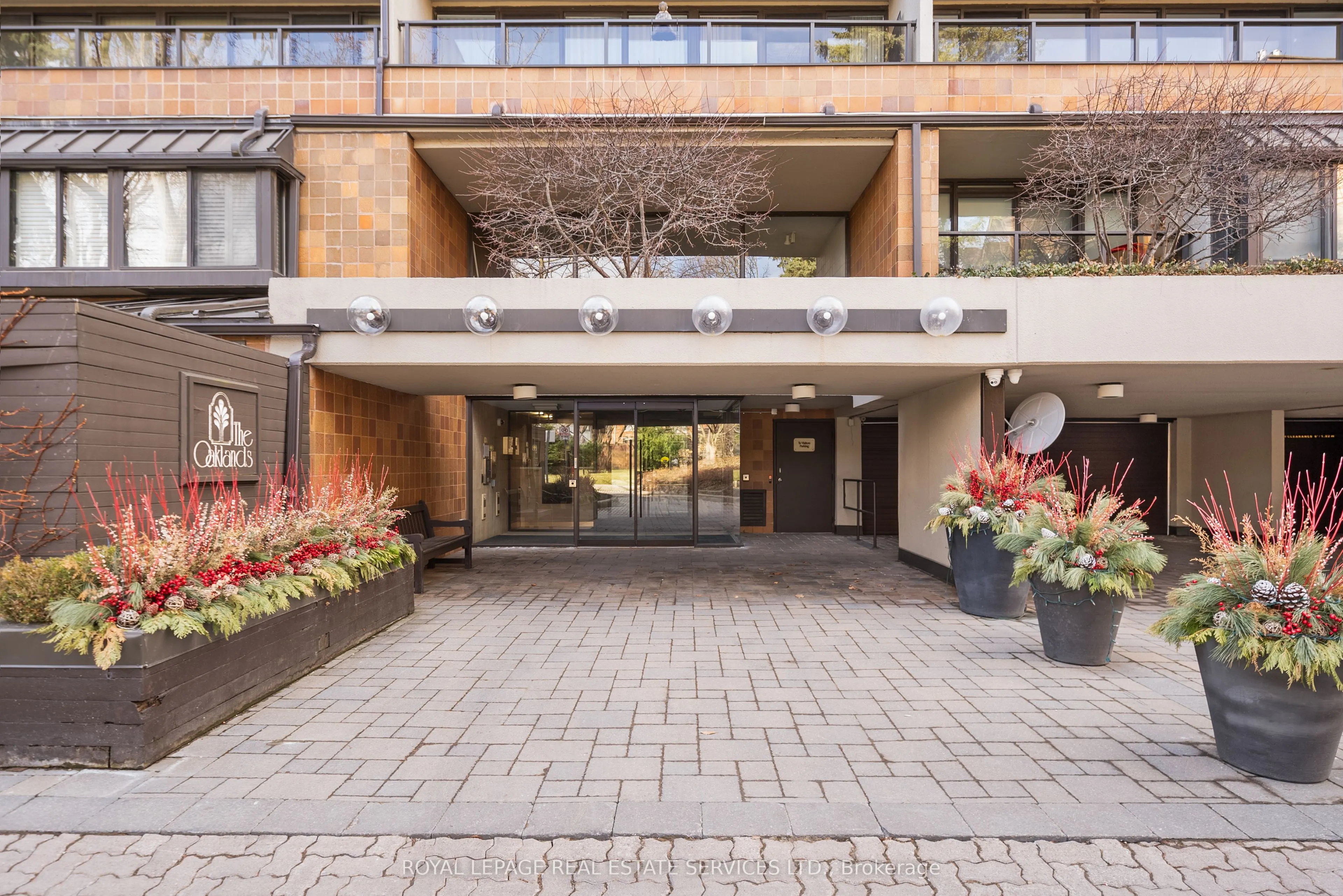 40 Oaklands Avenue, #329