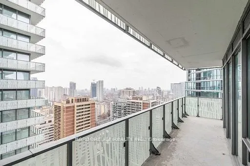 42 Charles Street E, #2702