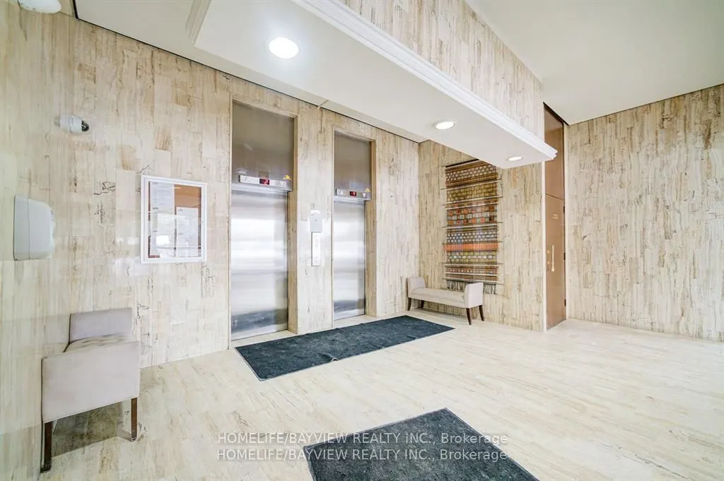 115 Antibes Drive, #806