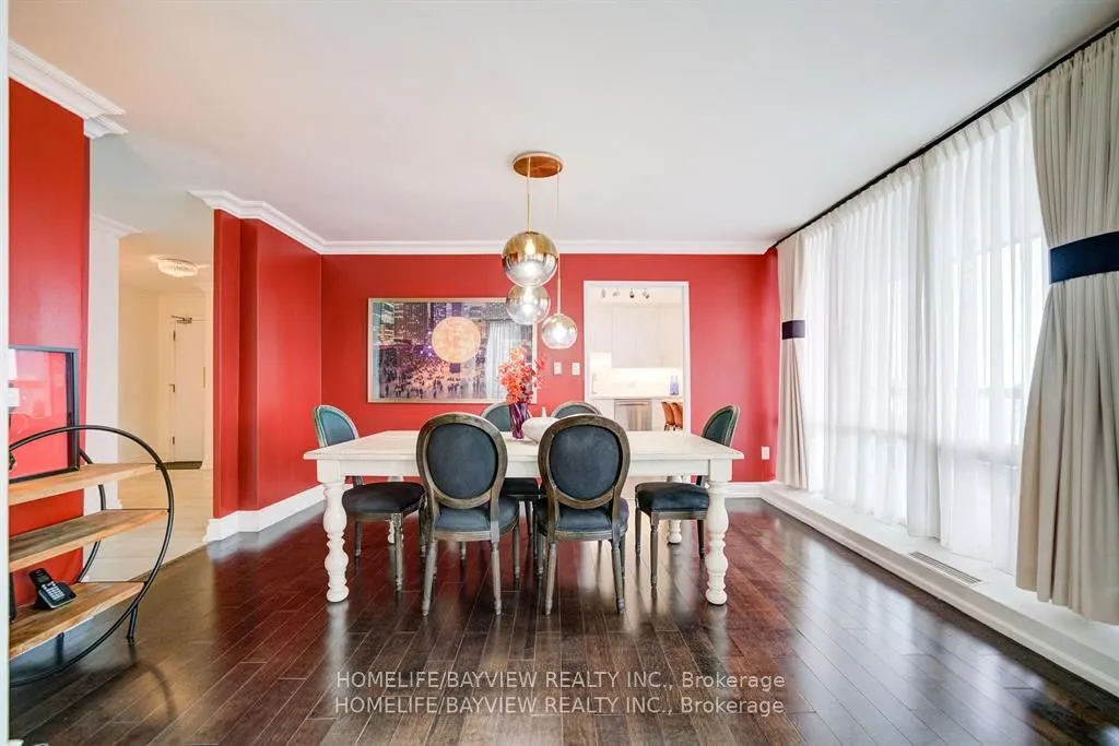 115 Antibes Drive, #806
