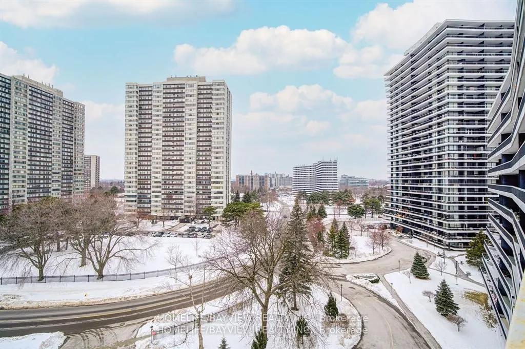 115 Antibes Drive, #806
