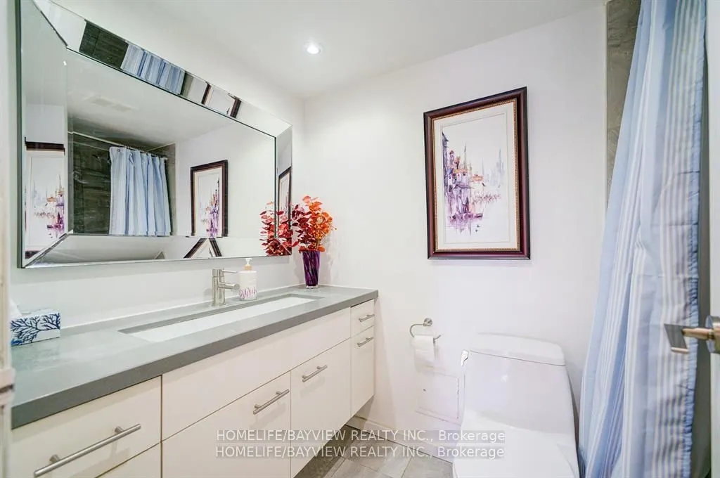 115 Antibes Drive, #806