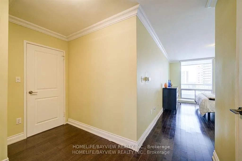 115 Antibes Drive, #806