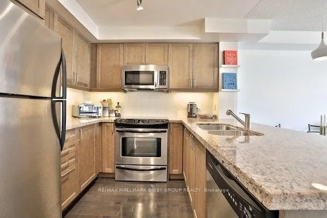 308 Palmerston Avenue, #305