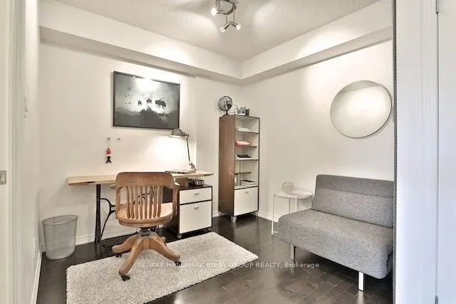 308 Palmerston Avenue, #305