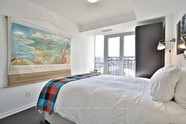 308 Palmerston Avenue, #305