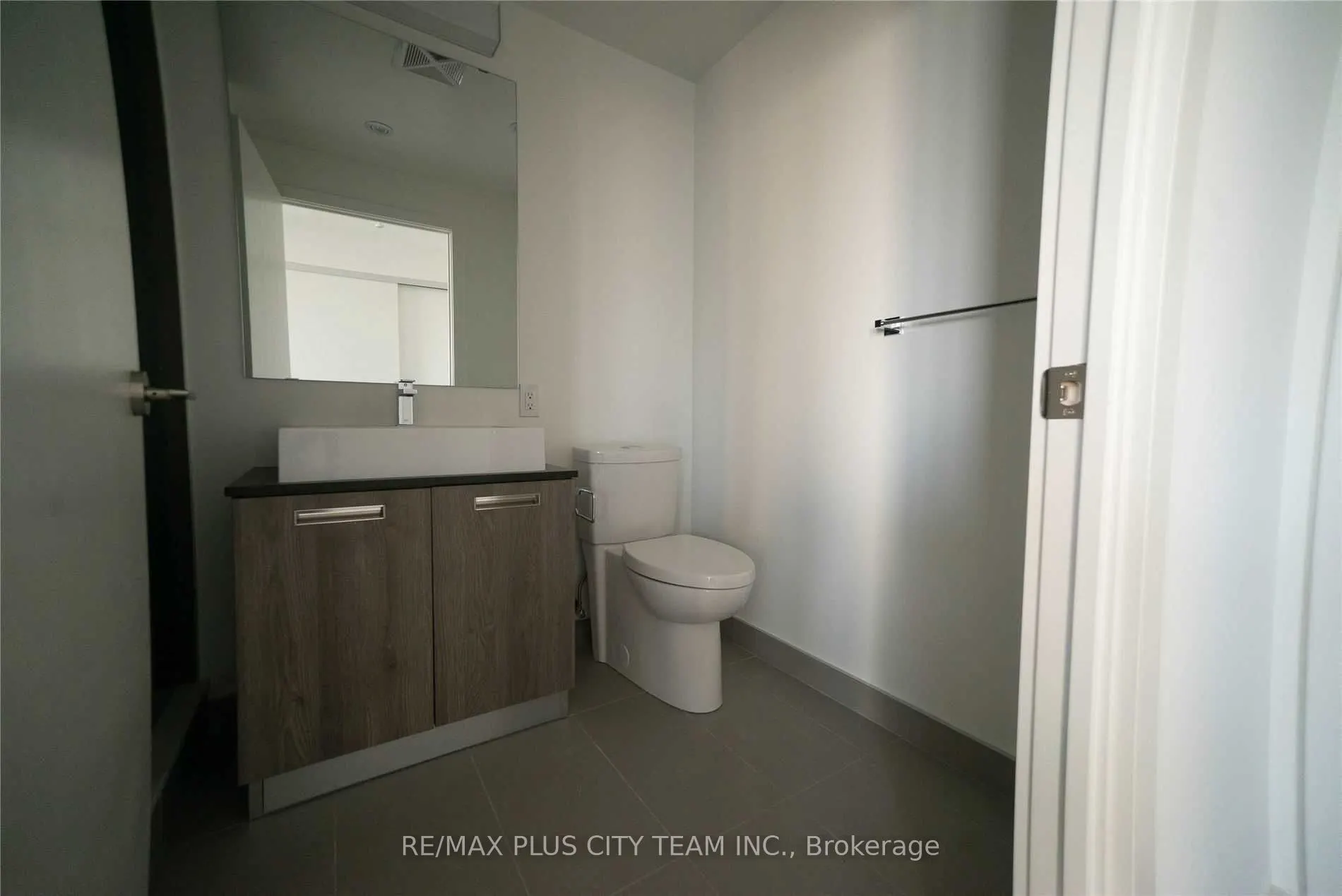 2A Church Street, #2502