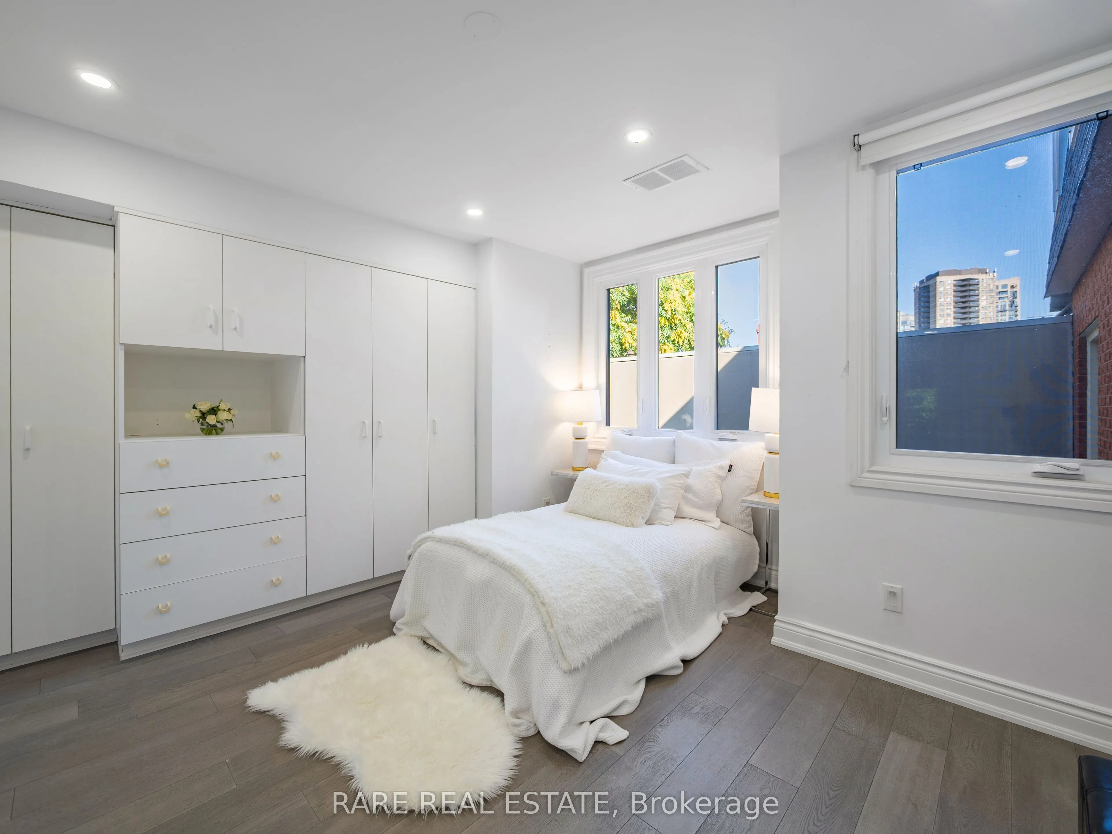1356 Bathurst Street, #1