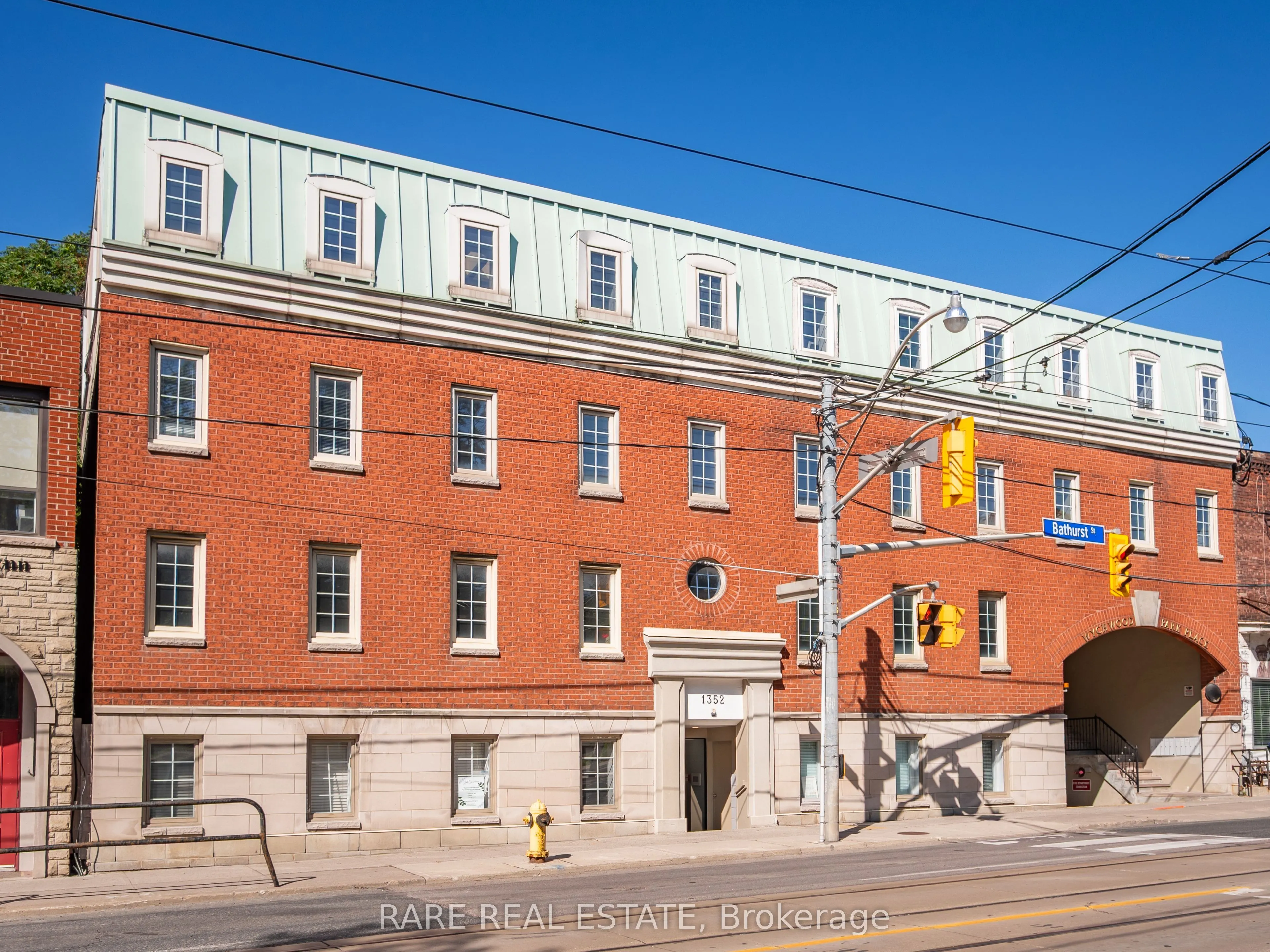 1356 Bathurst Street, #1