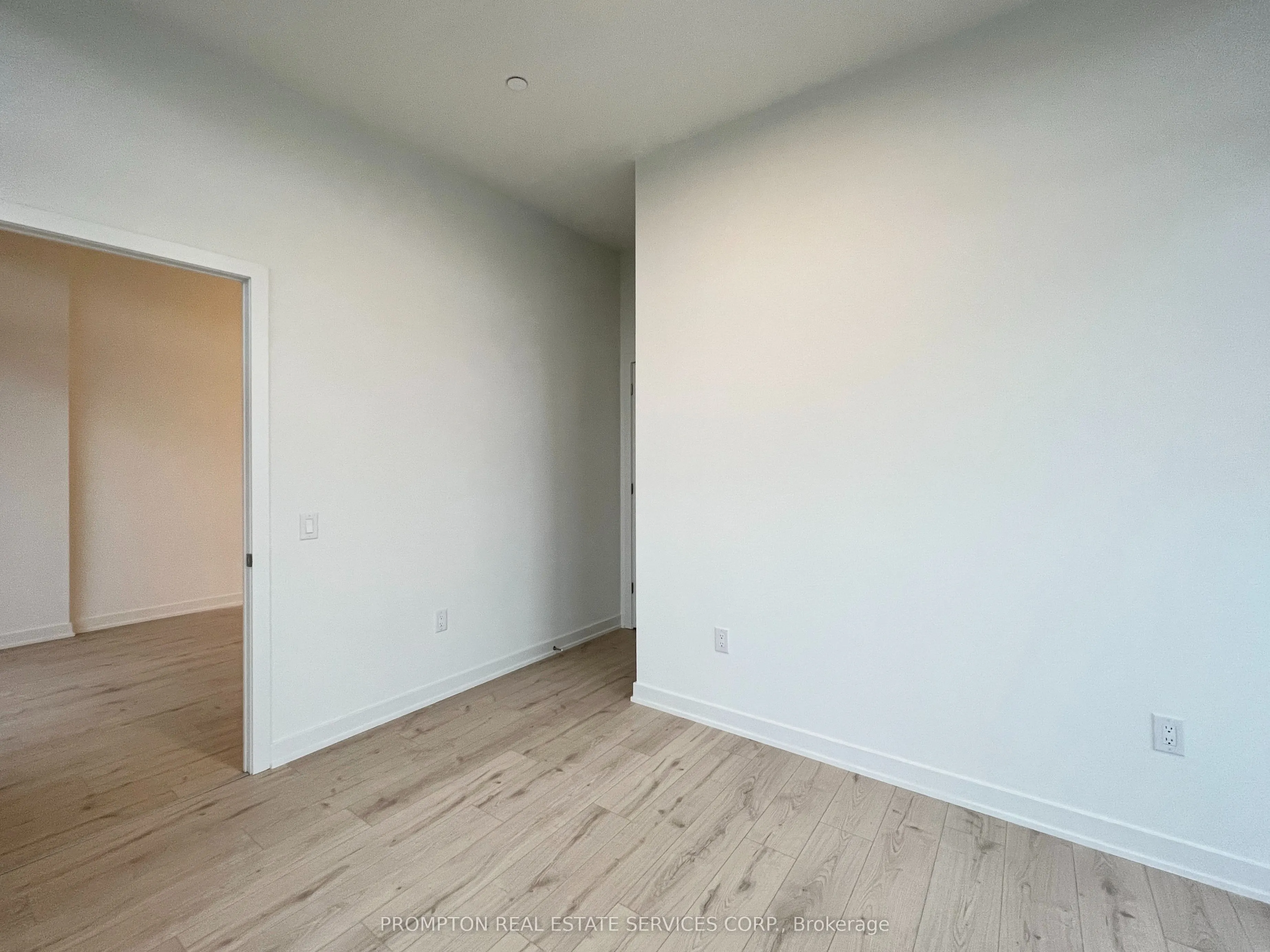 9 Tecumseth Street, #605