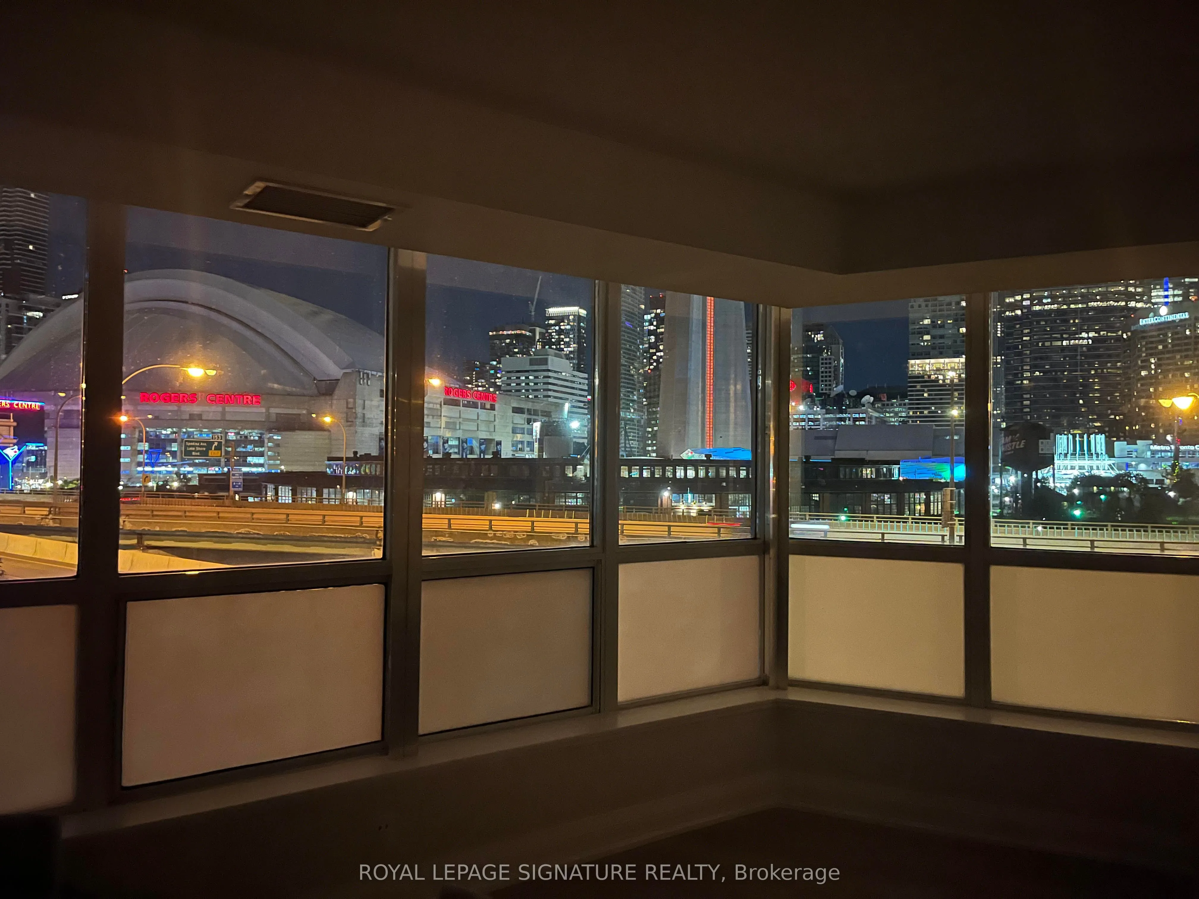 230 Queens Quay W, #630