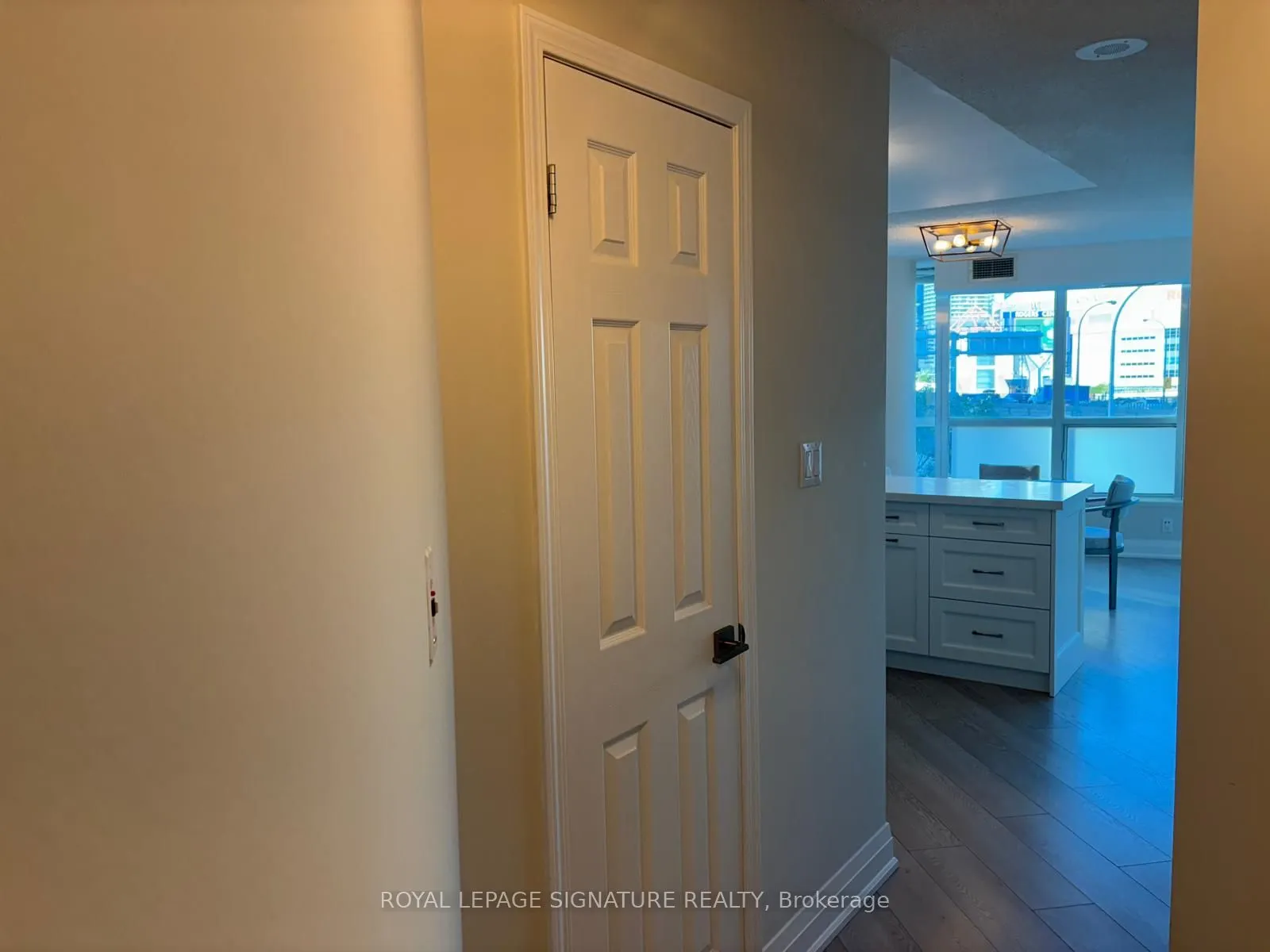 230 Queens Quay W, #630
