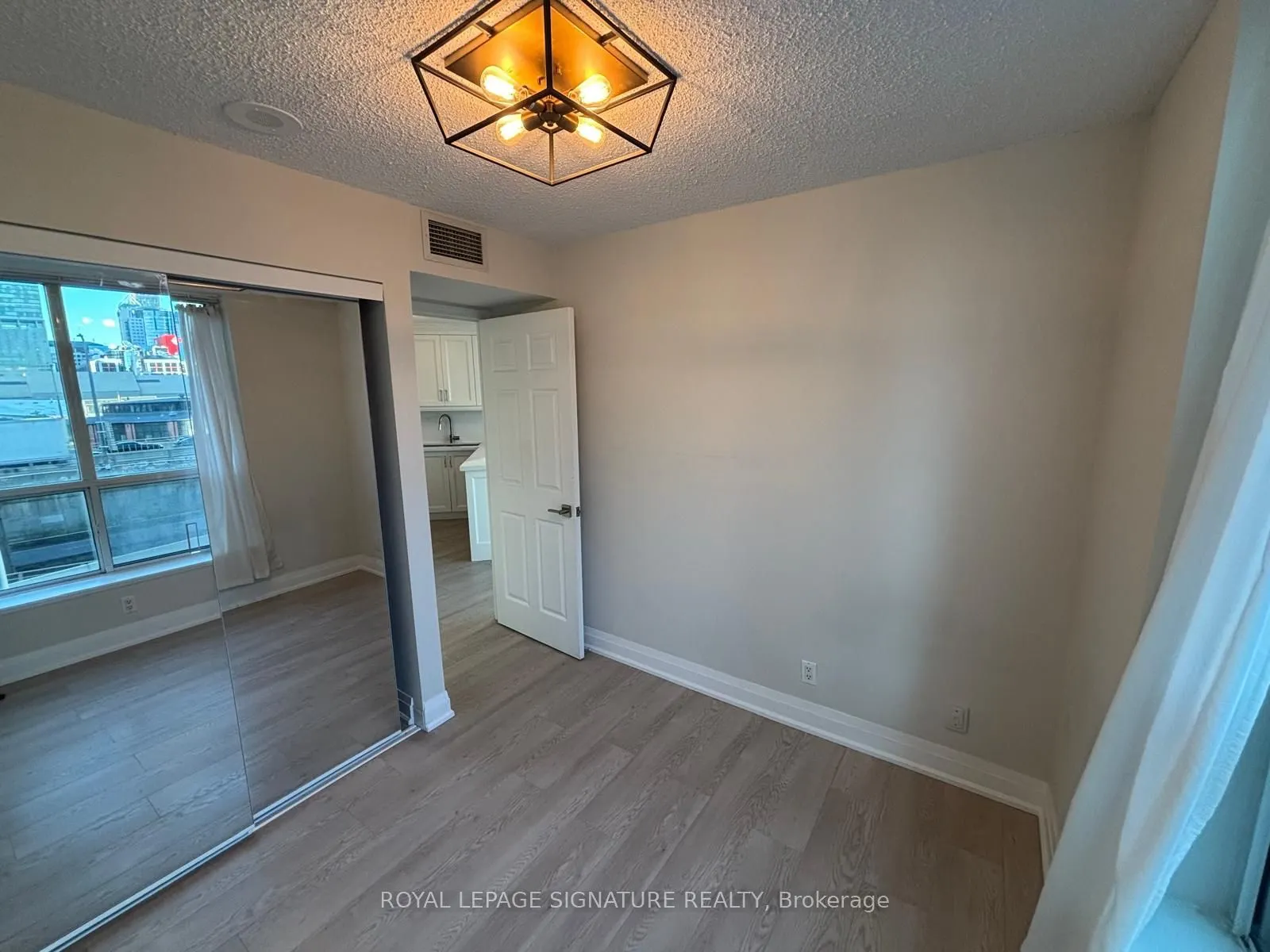 230 Queens Quay W, #630