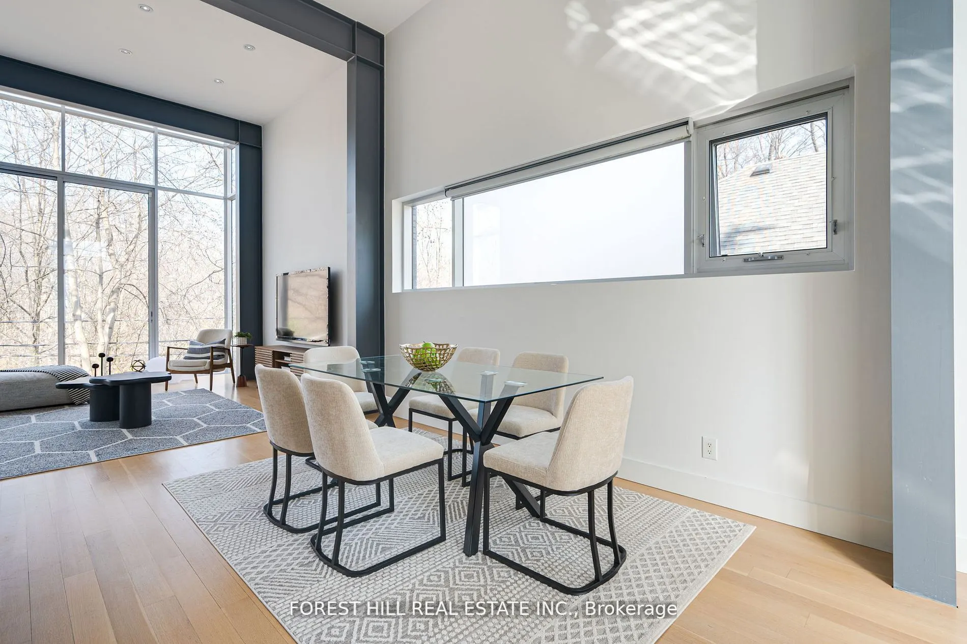 561 Arlington Avenue