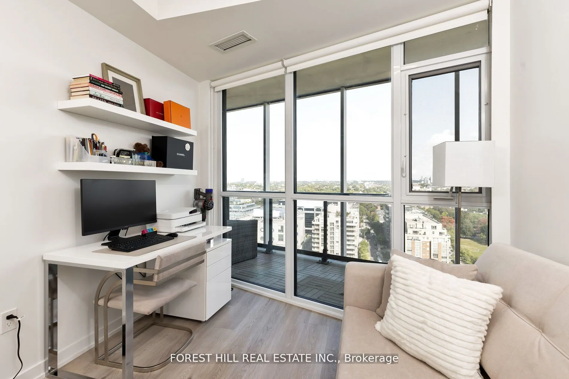 50 Ordnance Street, #1607